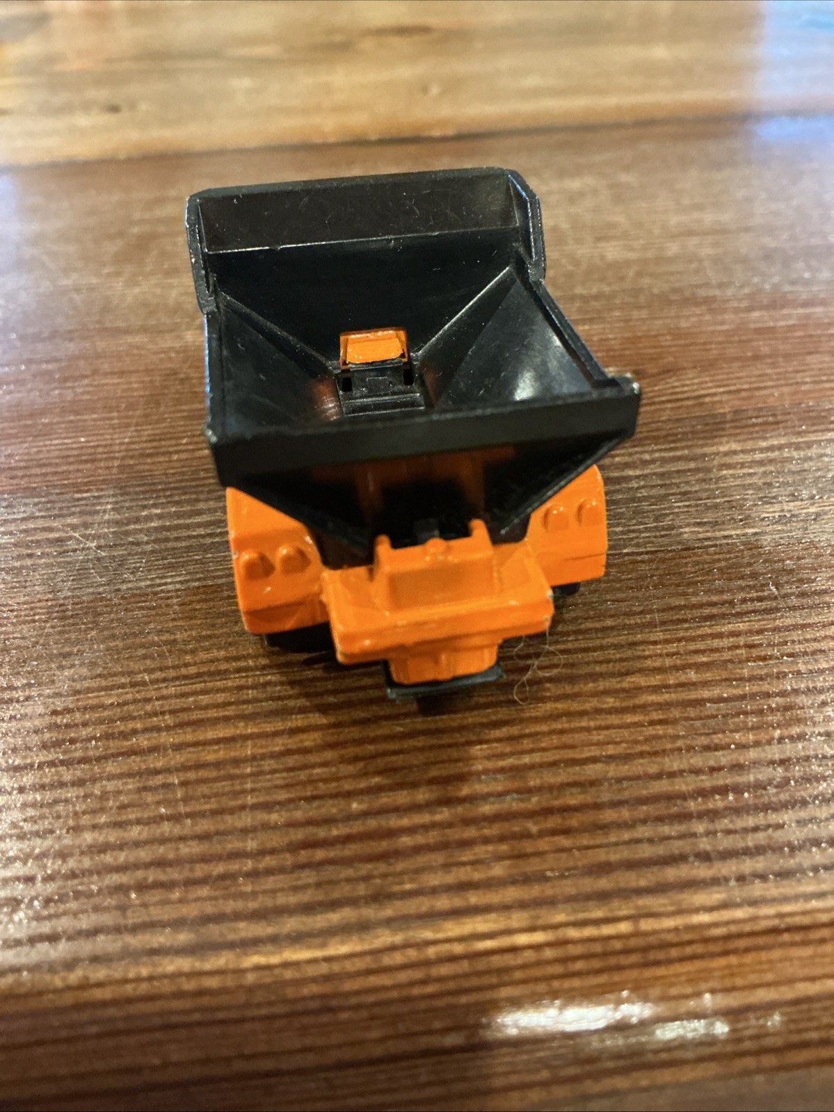 1998 Matchbox Highway Maintenance Truck 1999 Checklist Series 3 #11