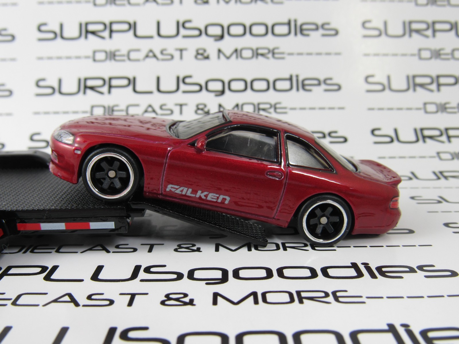 Hot Wheels 1:64 LOOSE Track Day: Dark Red 1996 TOYOTA SOARER JZZ30 w/Car Trailer