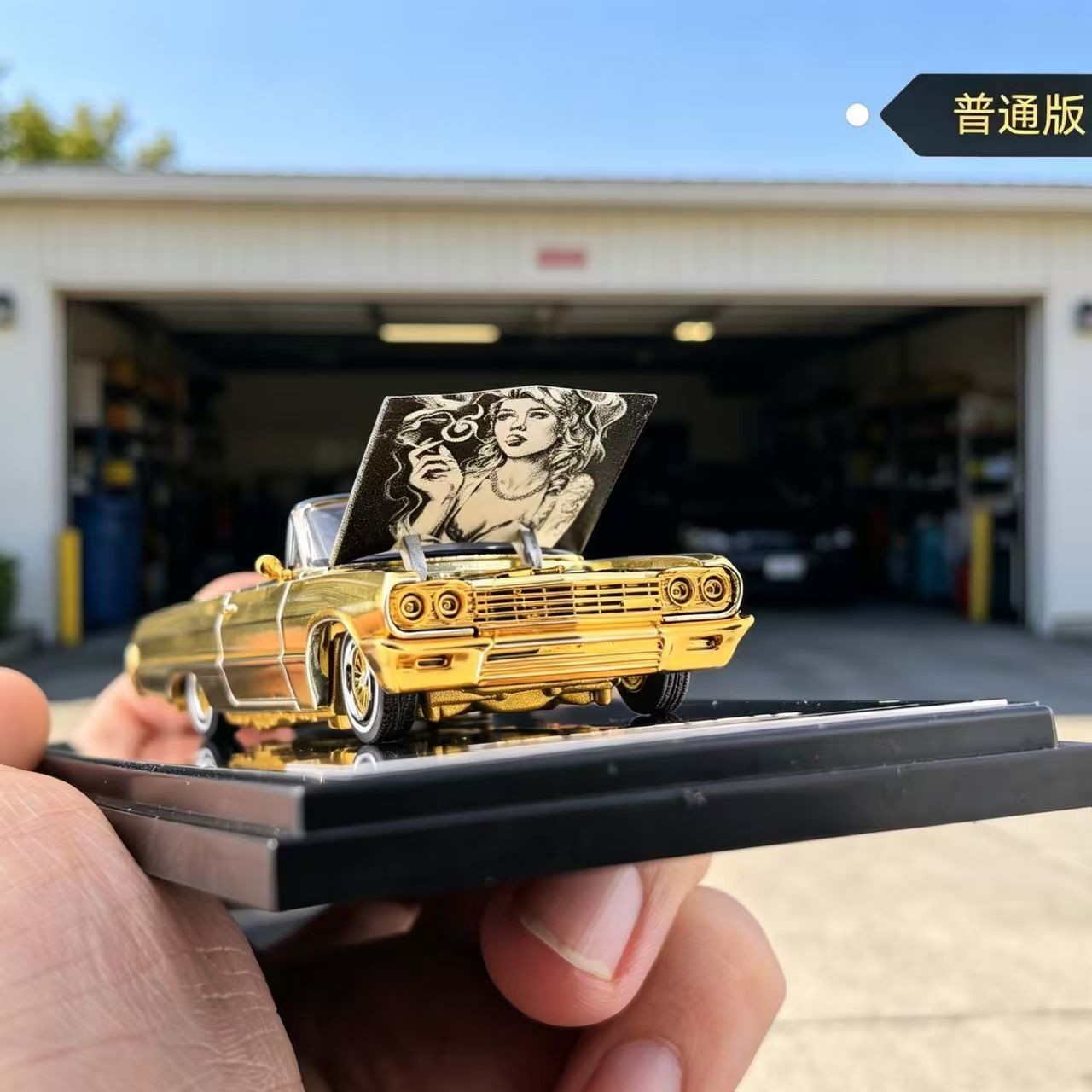 （Pre sale）Fine Works64 1/64 Gold West Coast Impala Low Rider Diecast Model Car