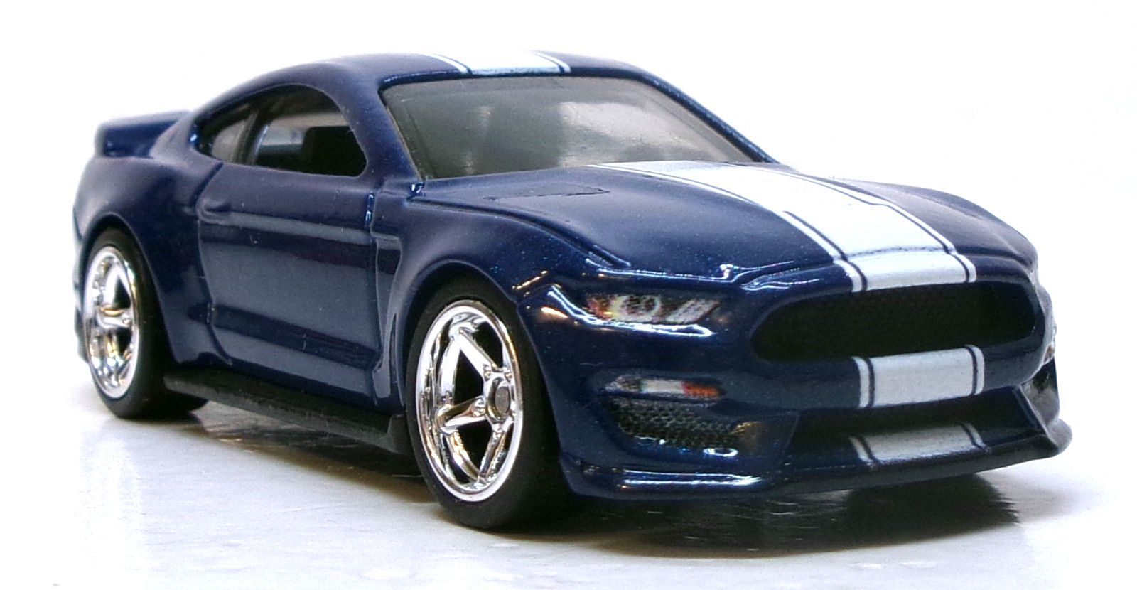 LOOSE 2023 HOT WHEELS PREMIUM DARK BLUE SHELBY GT350R WHEEL SWAP REAL RIDERS