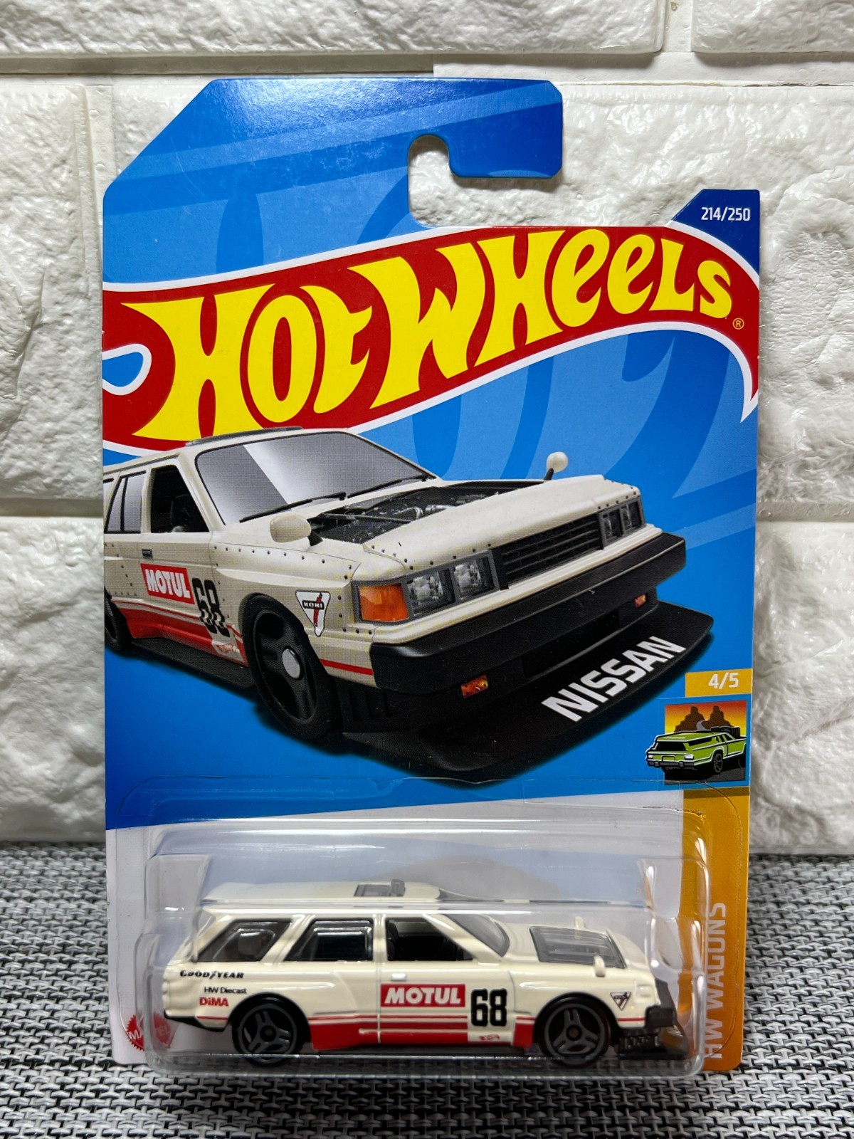 Hot Wheels HW Wagons 4/5 Nissan Maxima Drift Car 214/250 Motul Beige