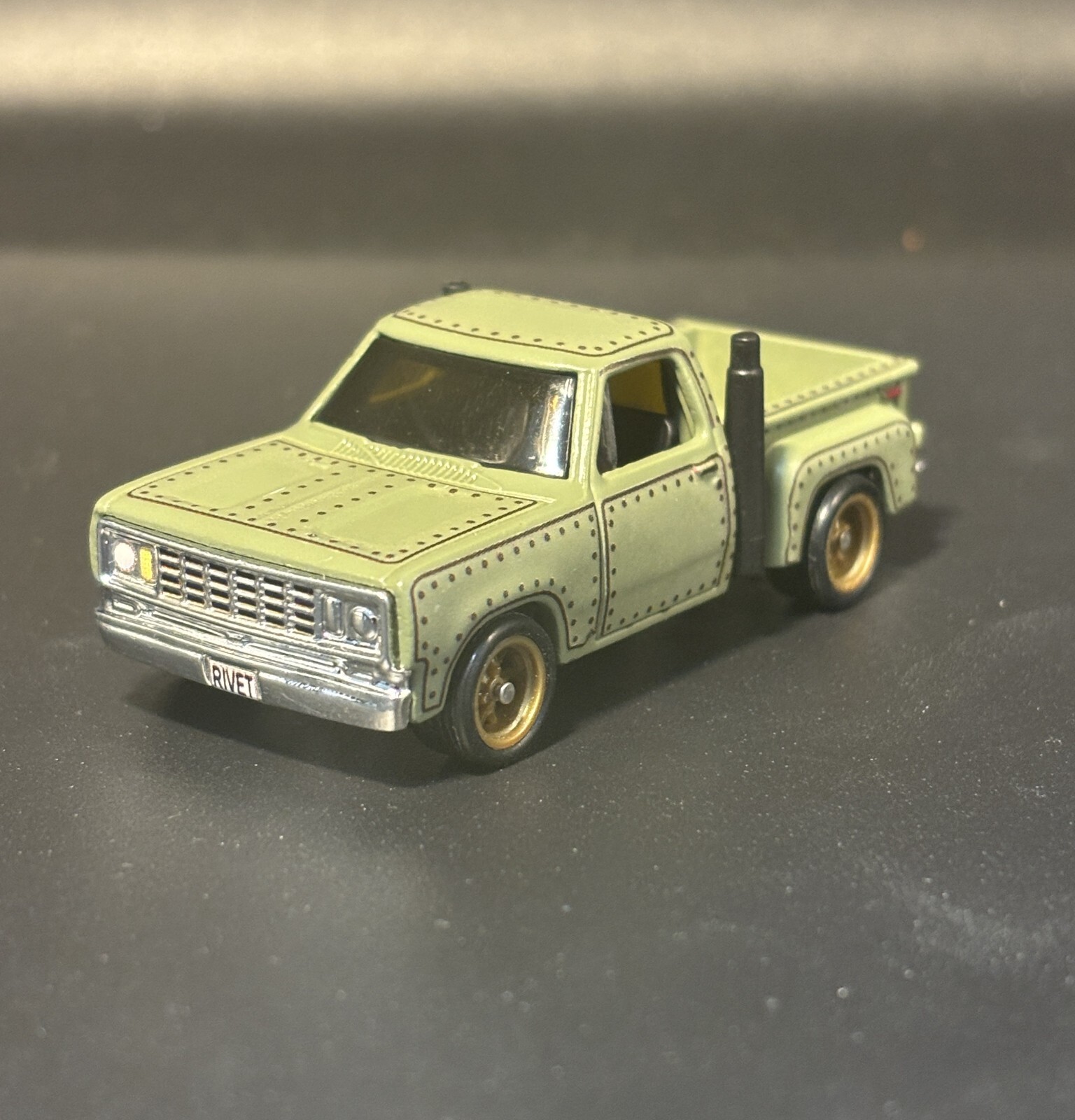 White Toner 1:64 Waterslide 1978 Dodge Lil Red Express Truck WWII Rat Rod Rivet