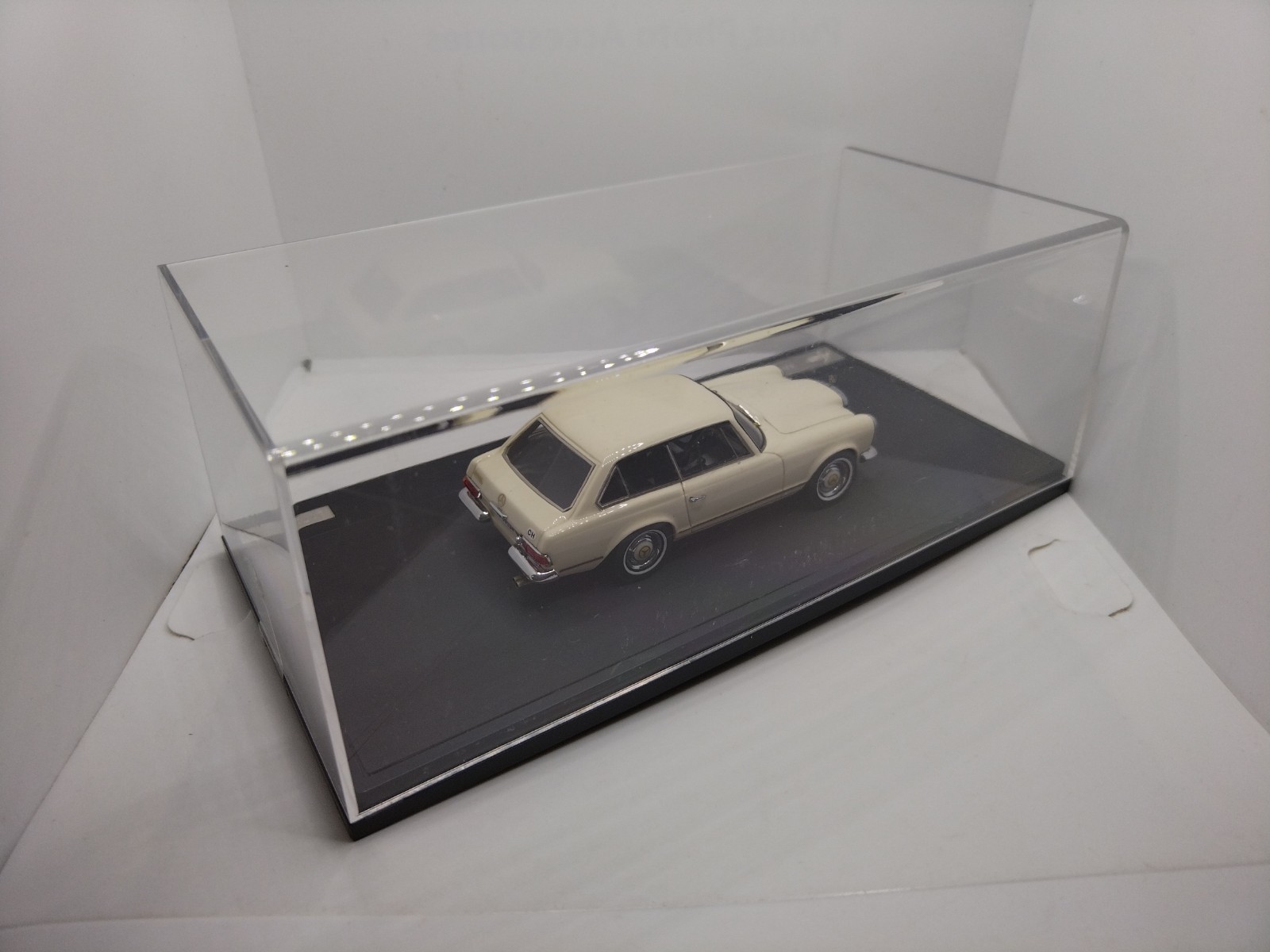 MATRIX 1/43 Frua Mercedes Benz 230SLX Shooting Brake 1966. Wow Rare!