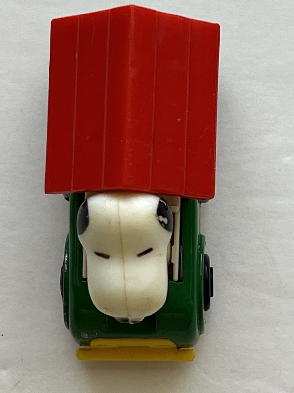 Vintage 1966 Aviva Snoopy Peanuts Mini Doghouse Truck Diecast/Plastic Hong Kong
