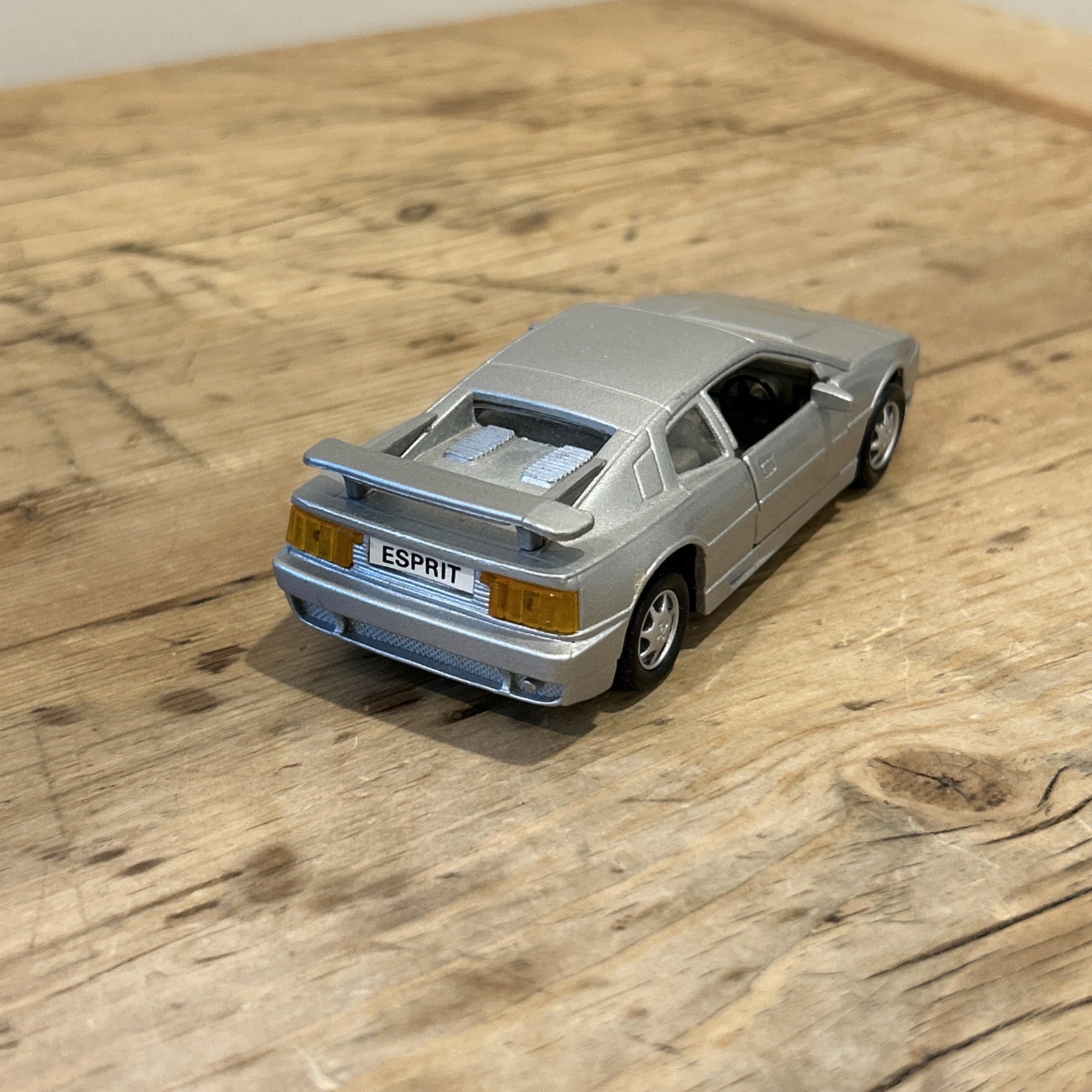 Maisto Lotus Esprit Scale 1:38 Silver with Box Die Cast and Plastic Model Car