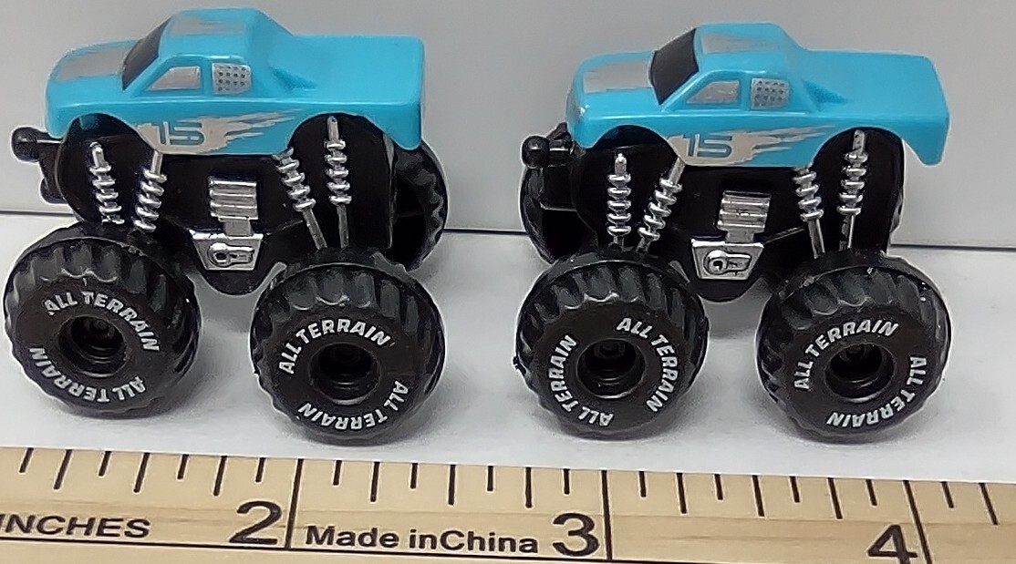 Monster Trucks Small Scale Unbranded Small Scale Lot of 2