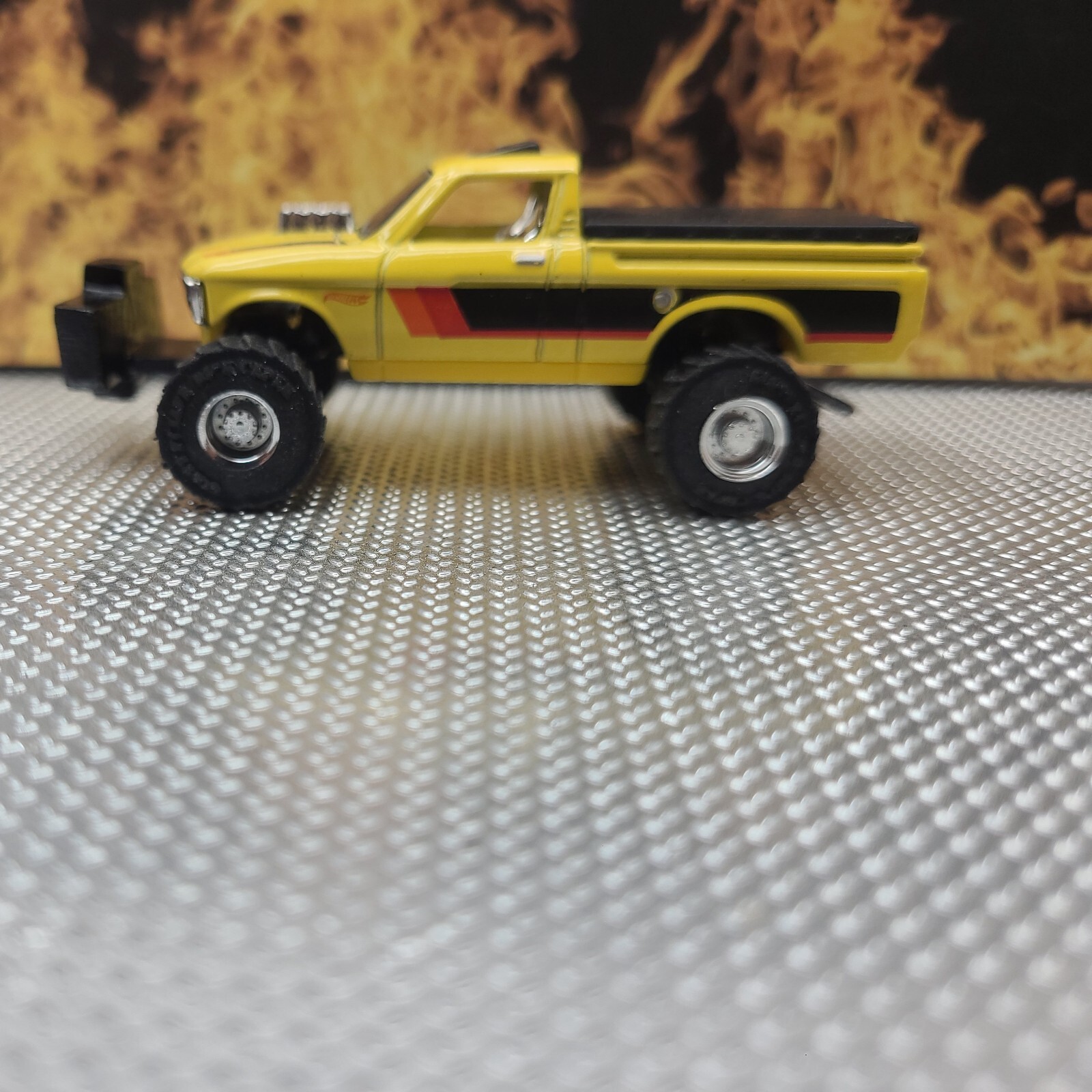 CUSTOM BUILT 1:64 GreenLight Chevy ❤️ 4×4 CHEVEROLET HOTROD PULLING TRUCK puller