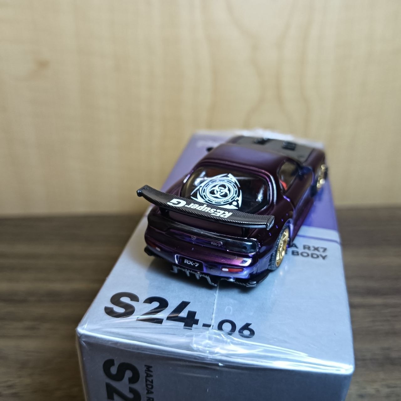 Pop Race XCartoys S24-06 Mazda RX-7 Re Amemiya Wide Body Purple BEAUTIFUL