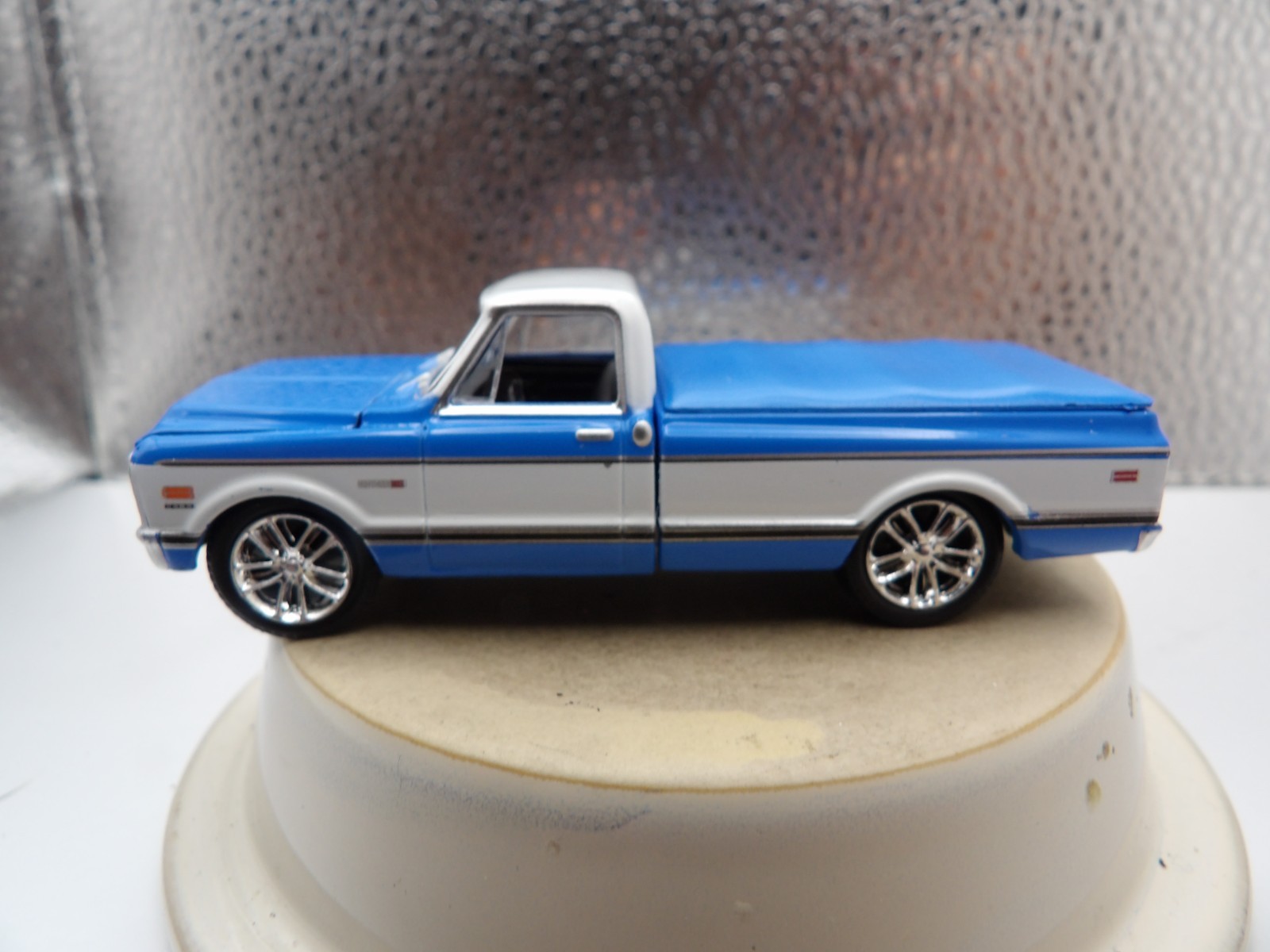 1971 CHEVROLET C-10 SUPER CHEYENNE PICKUP 2024 GREENLIGHT BARRETT-JACKSON 1:64