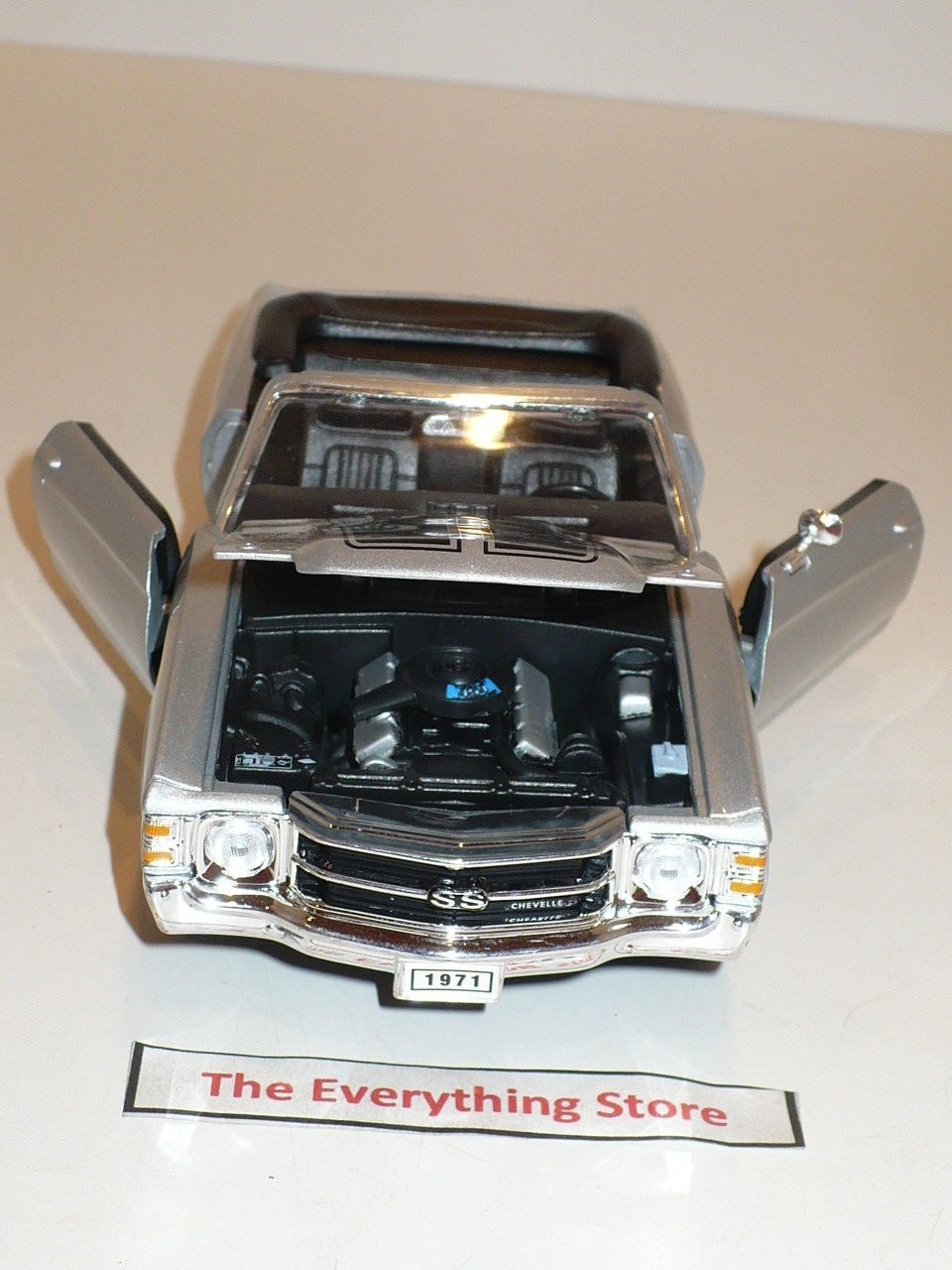 WELLY 1971 CHEVY CHEVELLE SS 454 CONVERTIBLE 1:24 SILVER BLACK STRIPES FREE SHIP