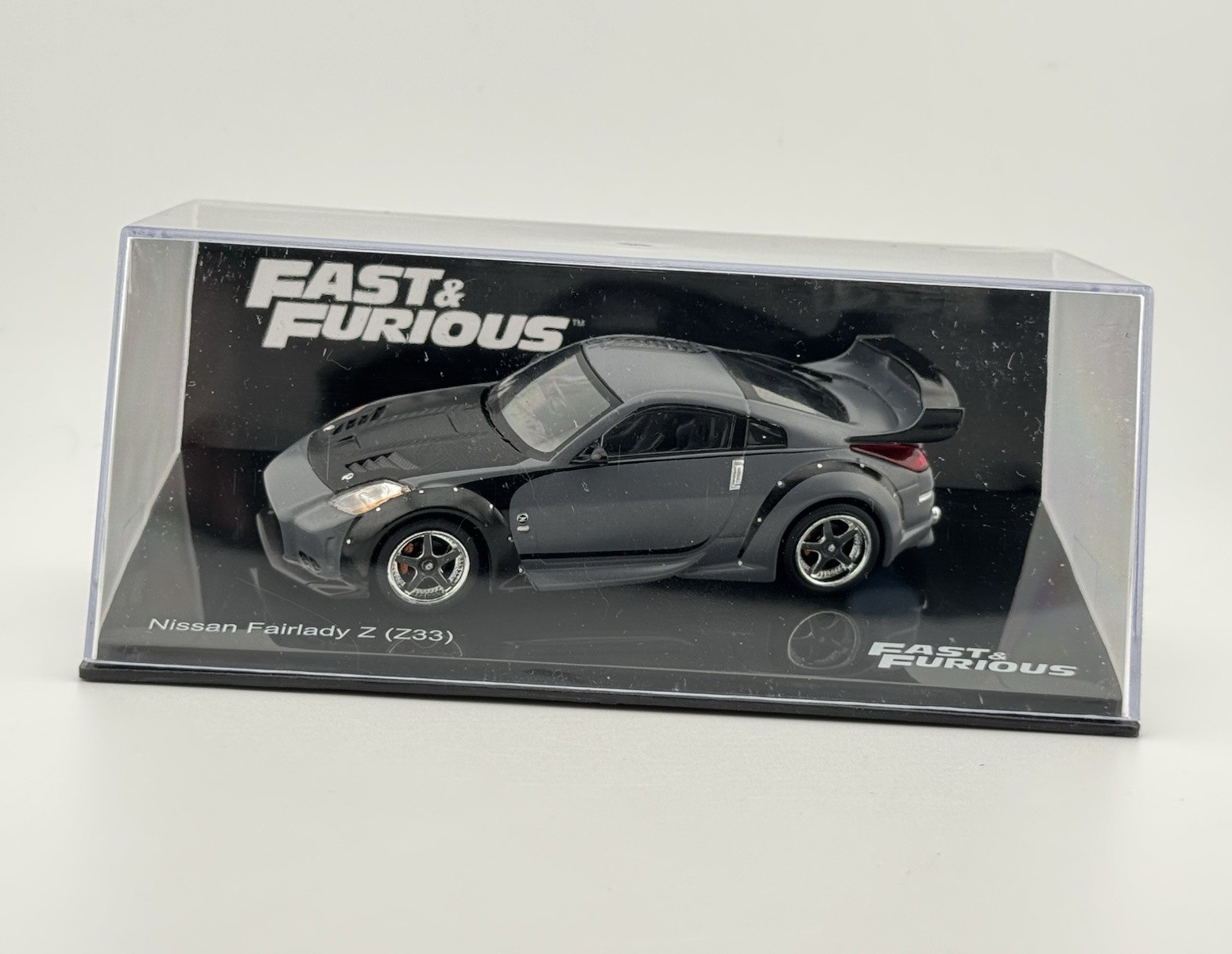 Di’Agostini Fast & Furious Nissan Fairlady Z Z33 Diecast Gray/Black w/ Case
