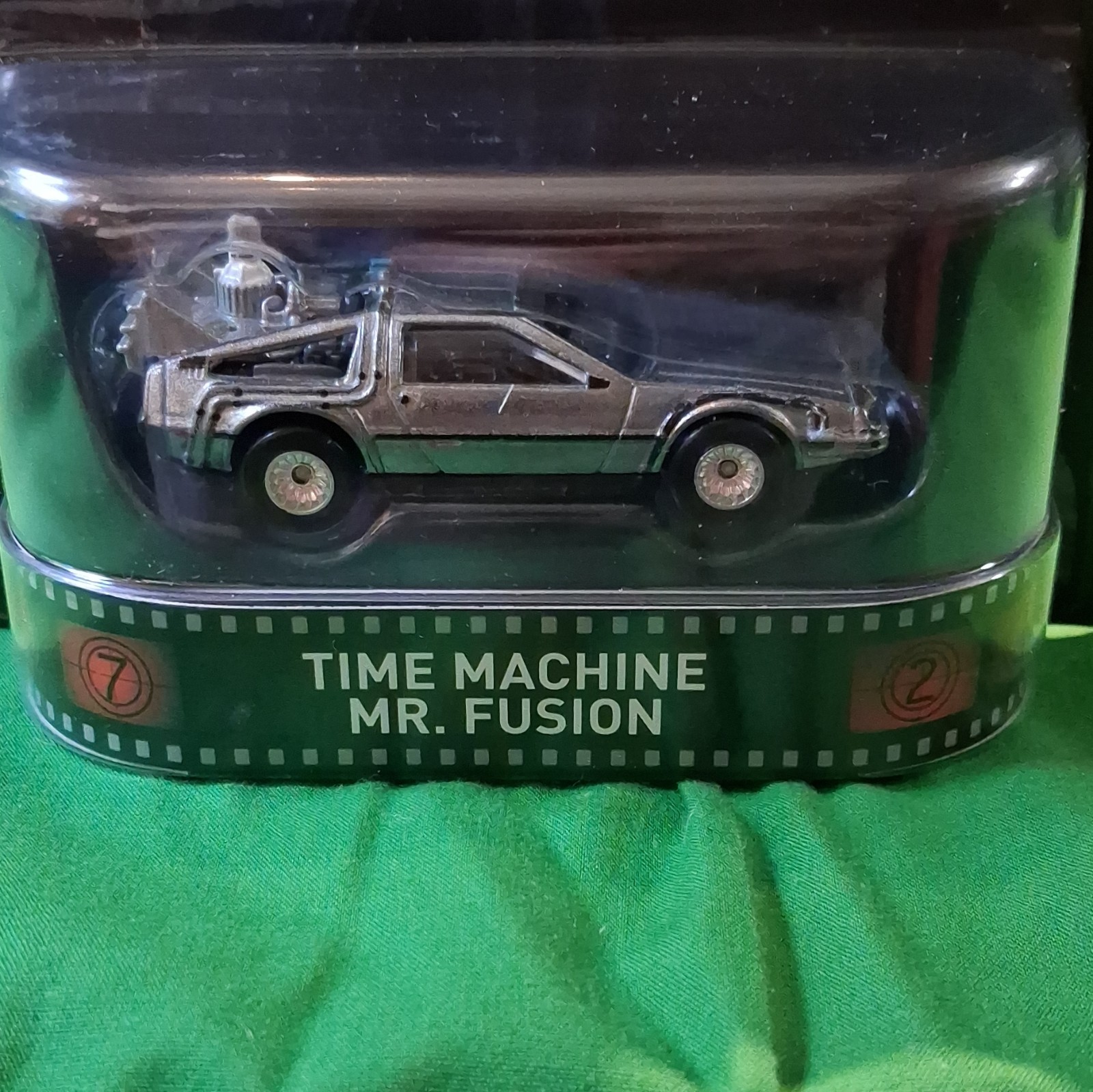 Hot Wheels Back to the Future DeLorean DMC-12 1:64 2012, 2014 Set 3 Unopened