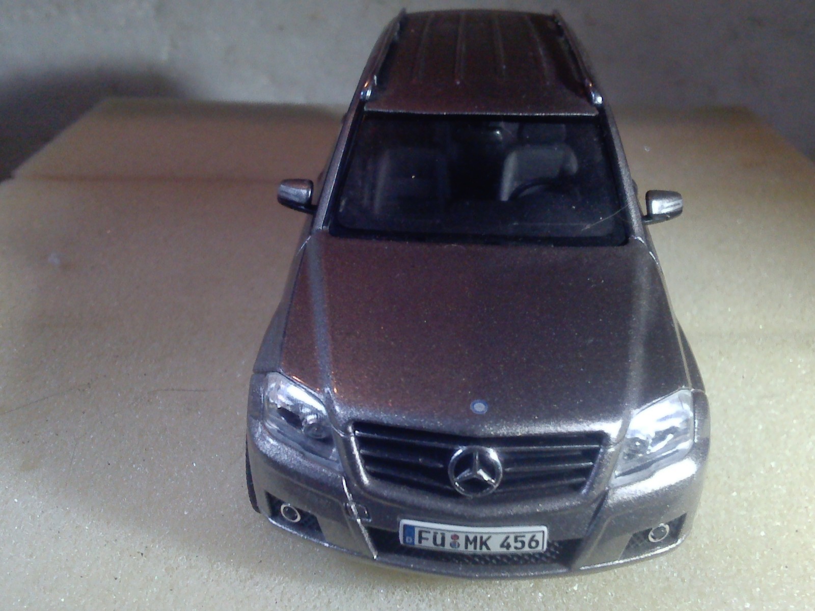 SCHUCO 1/43 Scale 2013-2015 MERCEDES BENZ GLK KLASSE SPORT UTILITY