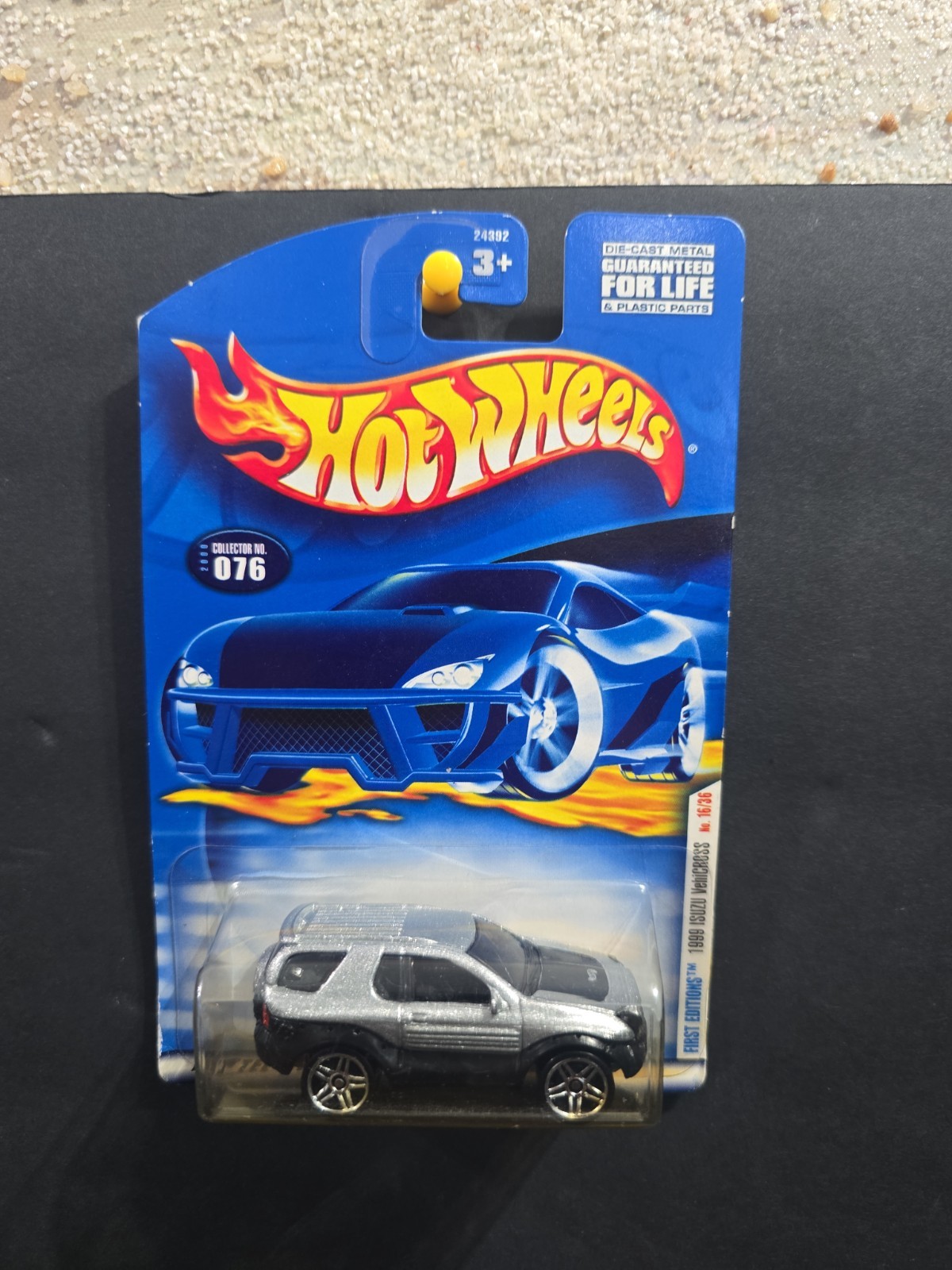 Hot Wheels First Edition 1999 Isuzu VehiCROSS 16/36 1999