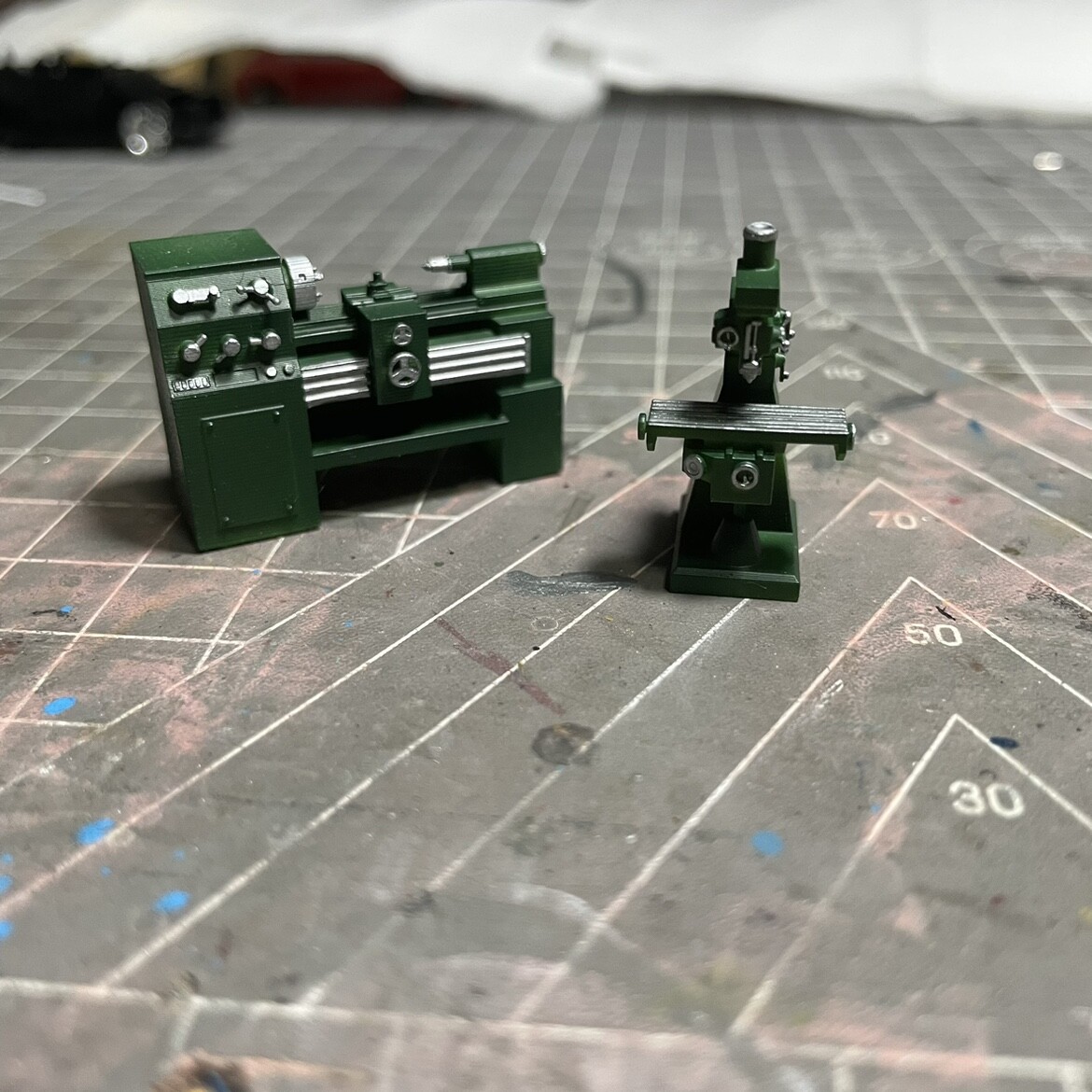 1/64 Garage Repair Props Workshop Mechanic Tools Scene Model Diorama Accessories