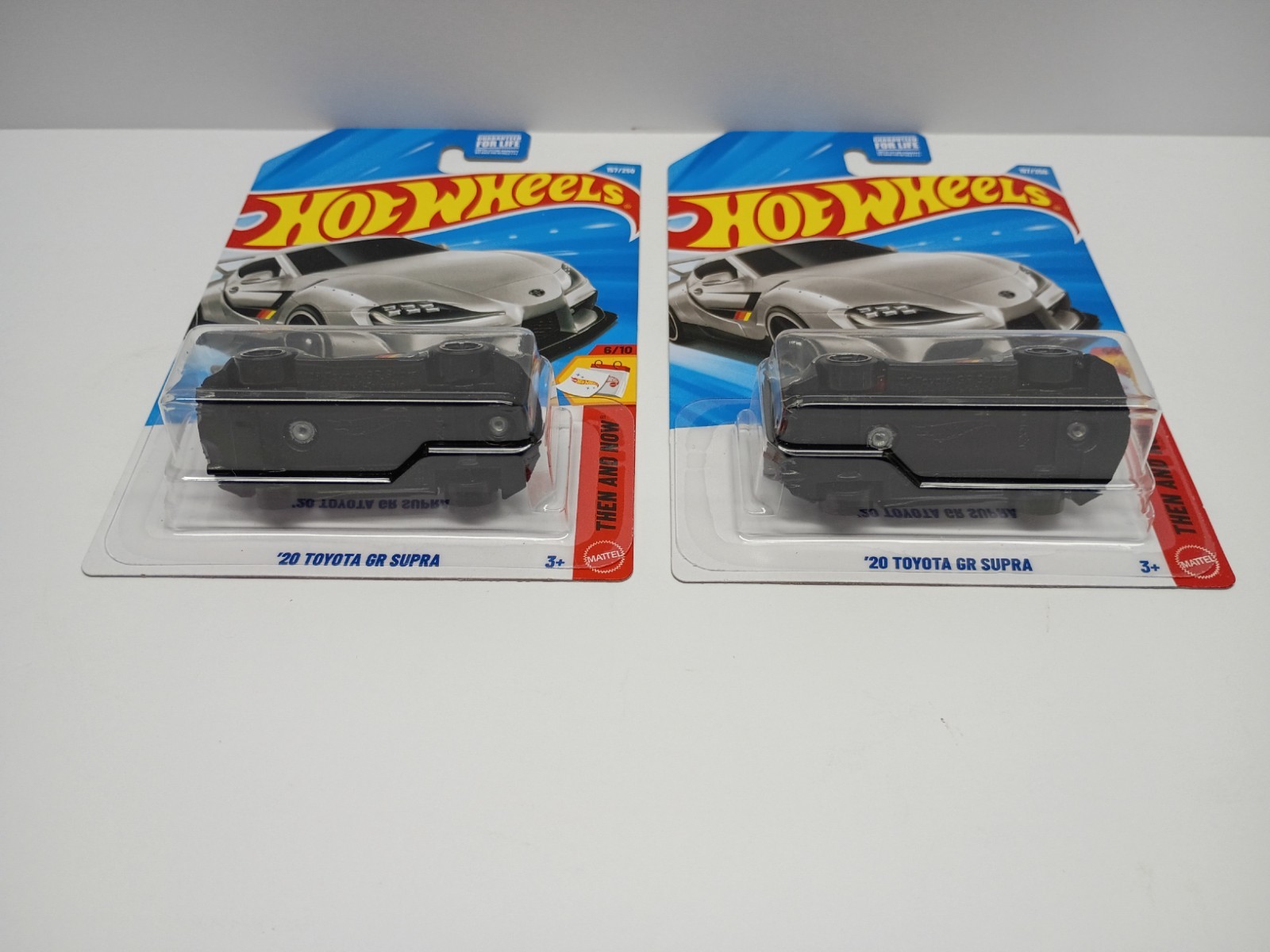 🔥HOT WHEELS ’20 TOYOTA GR SUPRA🔥2026 THEN & NOW *LOT OF 2 *MOC