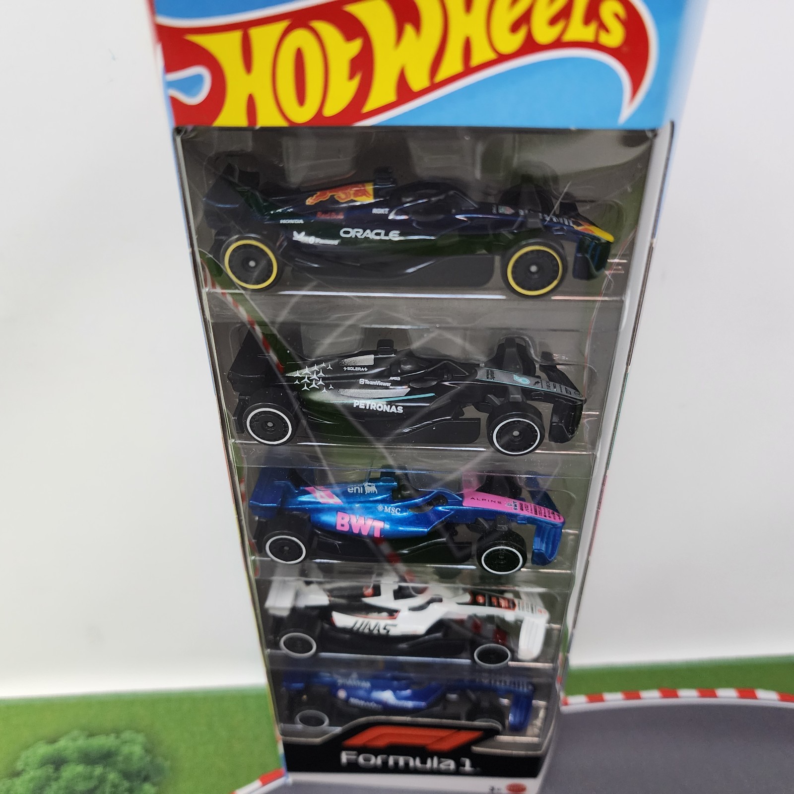 2025 Formula 1 Car * 5 Pack F1 Hot Wheels 2026 RedBull, AMG Williams, BWT, Hass