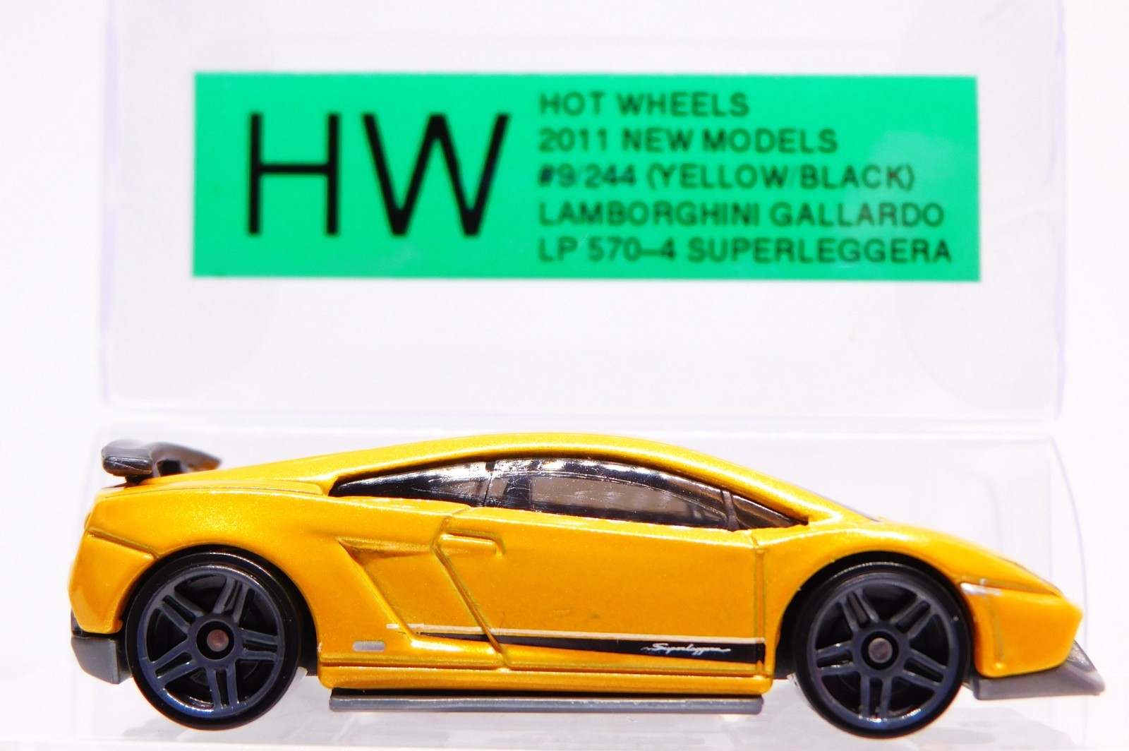 Hot Wheels “Lamborghini” (3) Urus/Sesto Elemento/Huracan/Superleggera-Loose.
