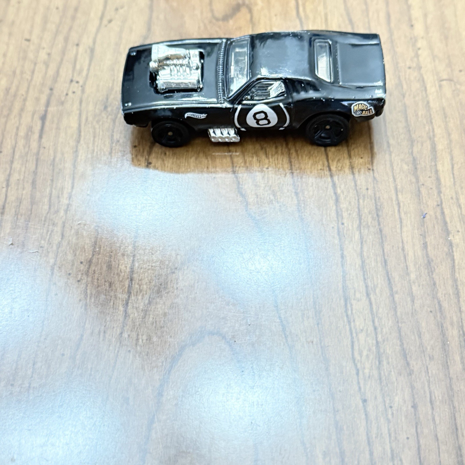 Hot Wheels #73 Rodger Dodger – Magic 8 Ball A60 Black – SIGNS POINT TO YES – Car