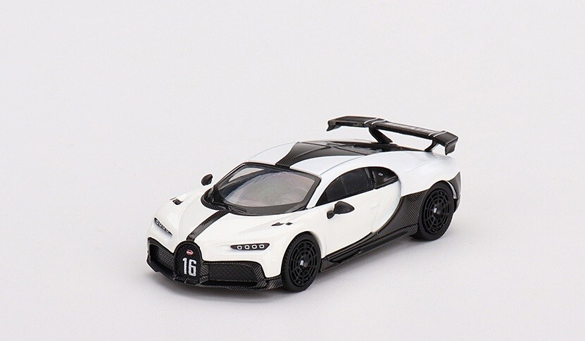 Mini GT 1:64 Bugatti Chiron Pur Sport White Diecast Model Car MGT00569
