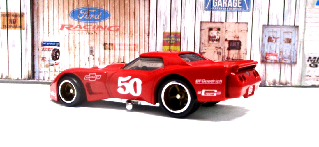 2026 Hot Wheels Vintage Racing ‘ 76 Greenwood Corvette Real Riders New/Loose!