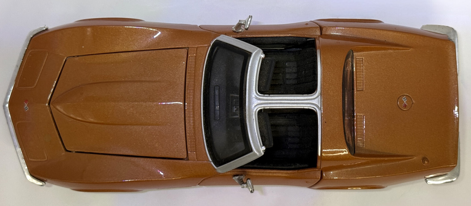 1970 Chevrolet Corvette T-top 1:24 Maisto Diecast Copper 1/24