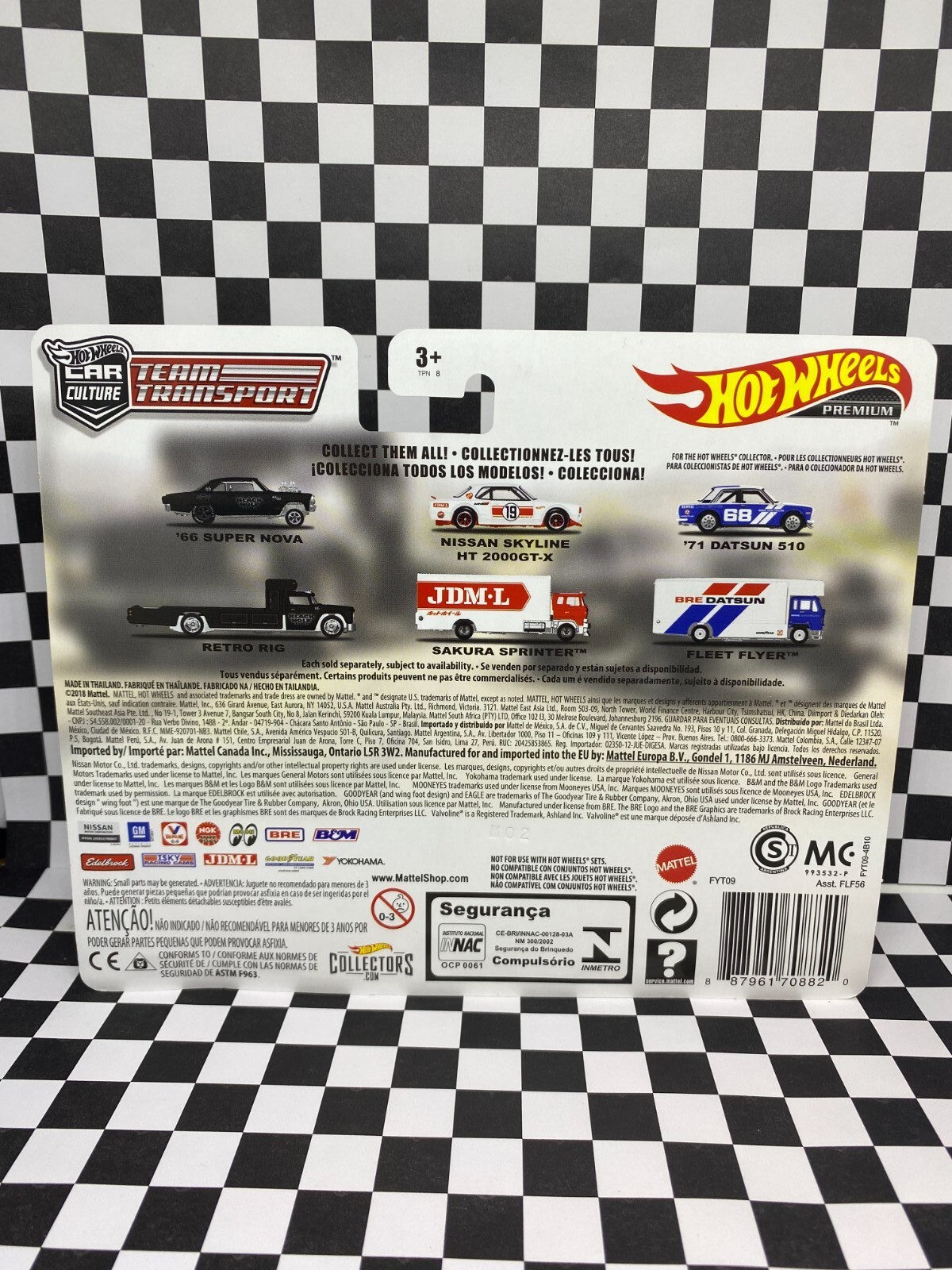 Hot Wheels 2018 Team Transport Series Black 1966 Super Nova & Retro Rig 1/64