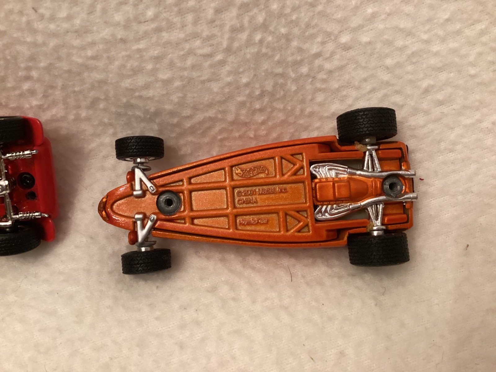Hot Wheels ~ Golden Submarine Chase Nice ~ Hemisfear & 32 Ford Missing Parts RR