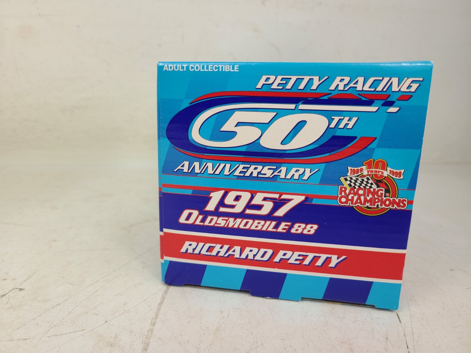 (NEW) Richard Petty 50th Anniversary 1957 Oldsmobile 88 Diecast 1:24