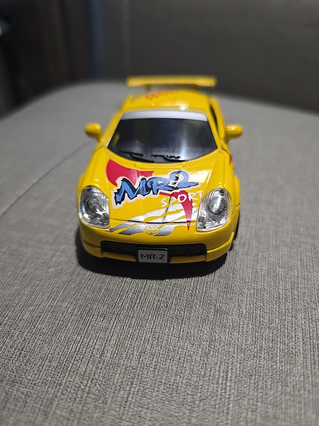 Kintoy Die Cast Toyota MR2 Sport Car 1:32 Scale