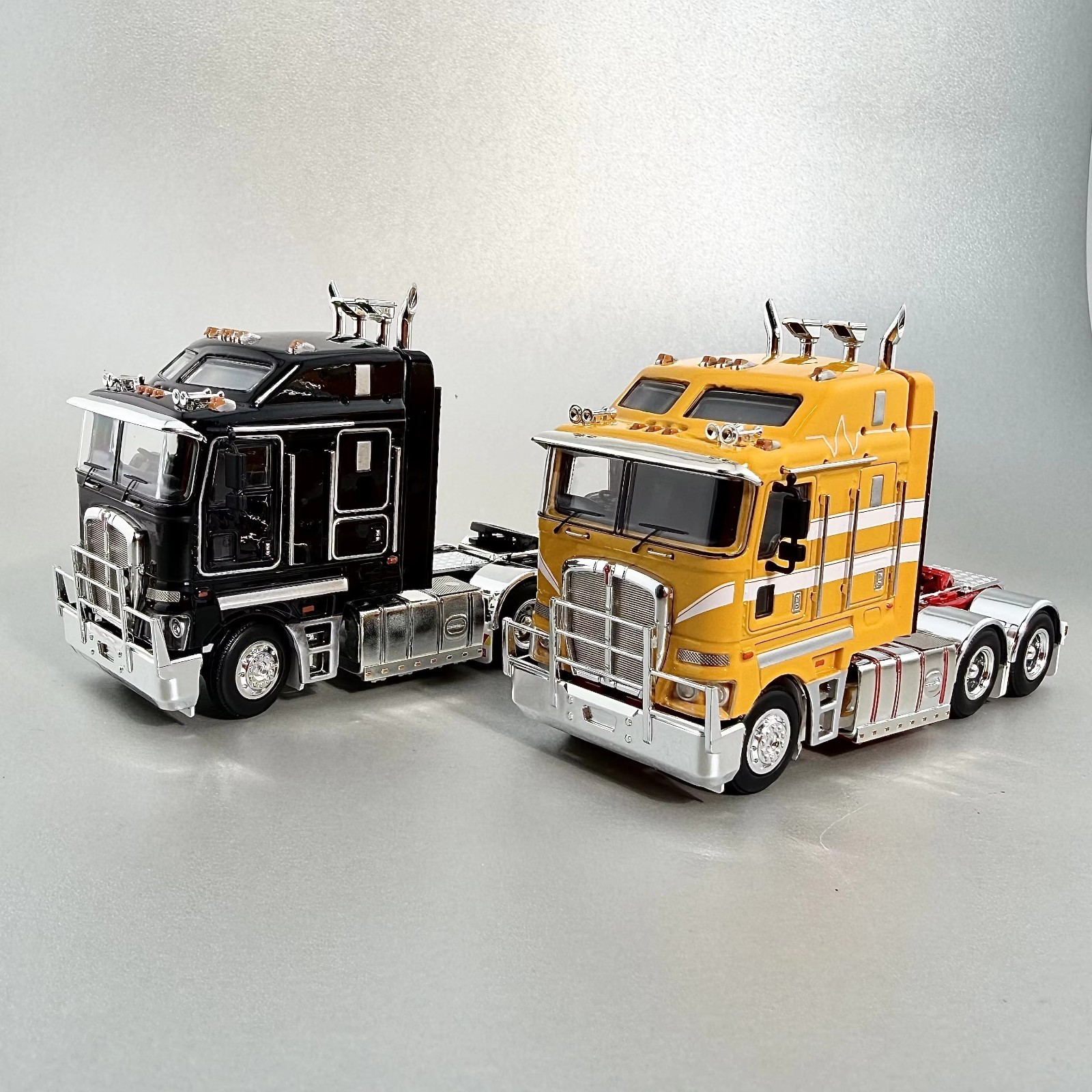 Kenworth K200 Prime Mover Diecast Truck 1:64