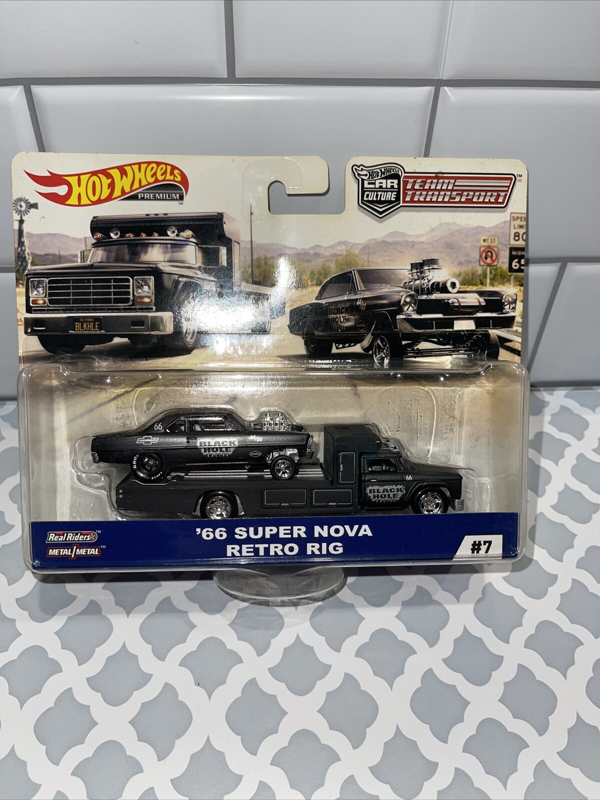 Hot Wheels 2019 Car Culture Team Transport Black ’66 Super Nova Retro Rig #7