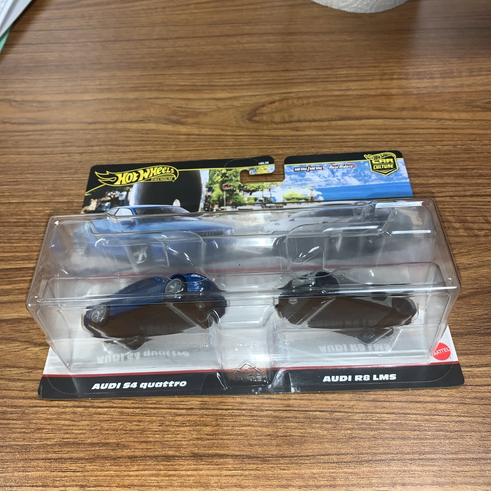 Hot Wheels Premium Car Culture Twin 2 Pack Audi S4 Quattro & Audi R8 LMS