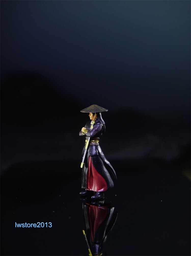 1/64 Black Swordsman Scene Props Miniatures Figures Model For Cars Vehicles Toys
