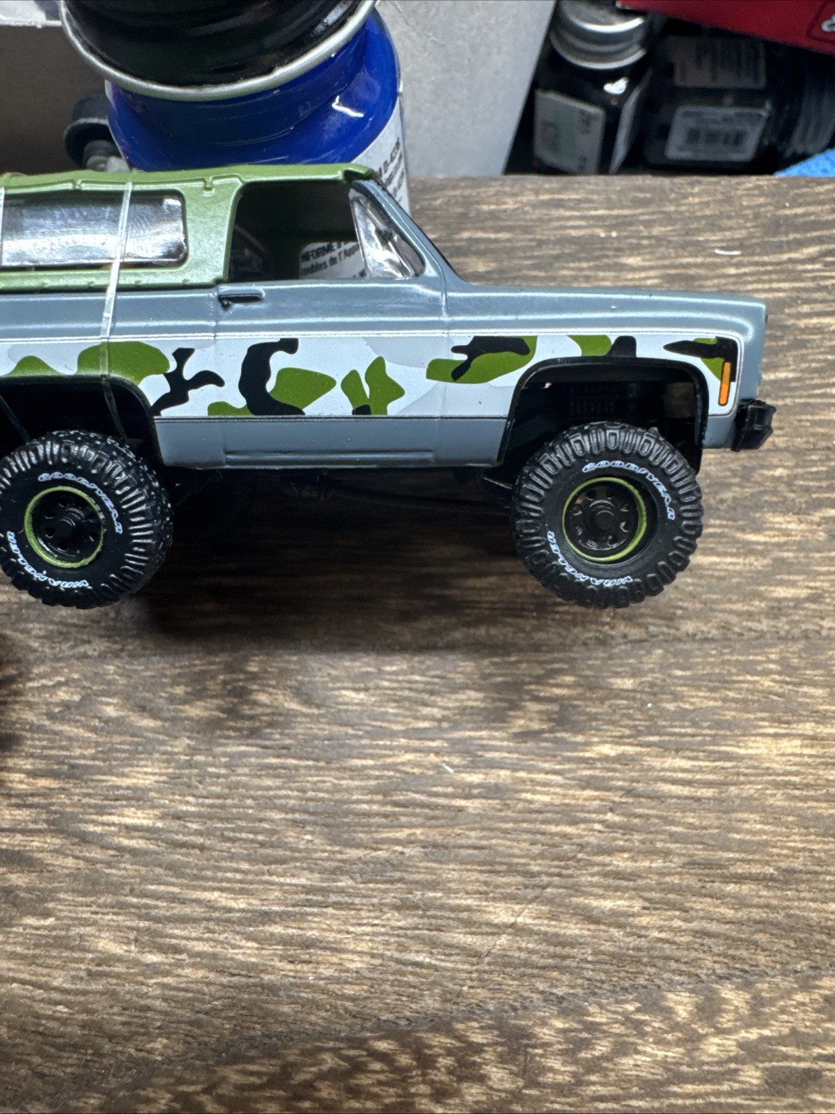 M2 MACHINES 1973 GMC JIMMY SIERRA 4X4 – Removable Top – LOOSE – 1/64
