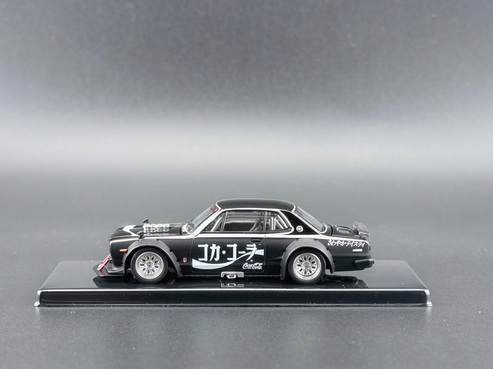 Pop Race Nissan Skyline GT-R Drift Coca Cola ZERO JP Black Chrome 640161 1/64