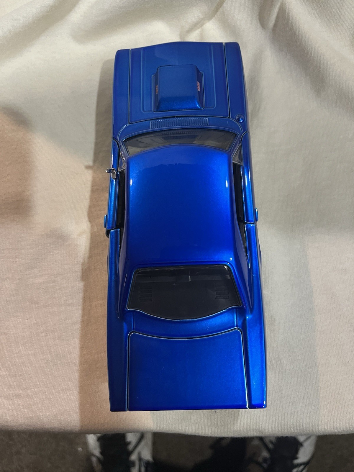1:24 Jada 1970 Plymouth Road Runner Mint Condition. Loose No Box. Look Pictures