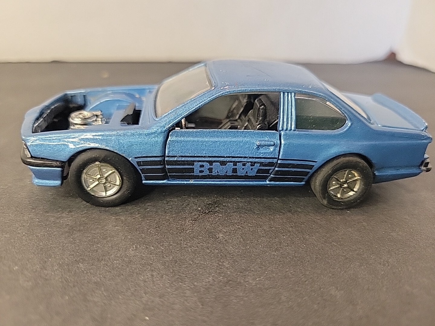 BMW 635CSi SS-907 Sunnyside Racers Vintage 1/41 Diecast Car Works With O Scale