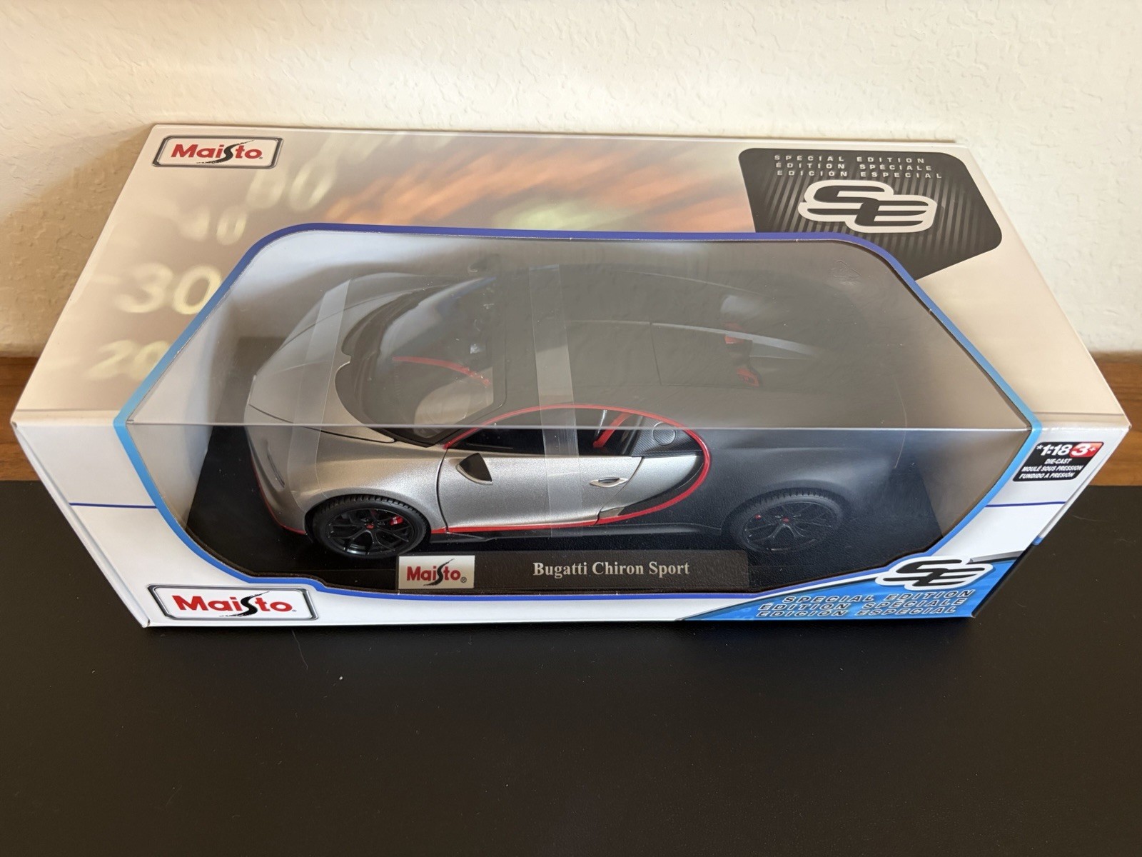NIB Masito Bugatti Chiron Sport 1:18 Exclusive Color Silver And Matt Black