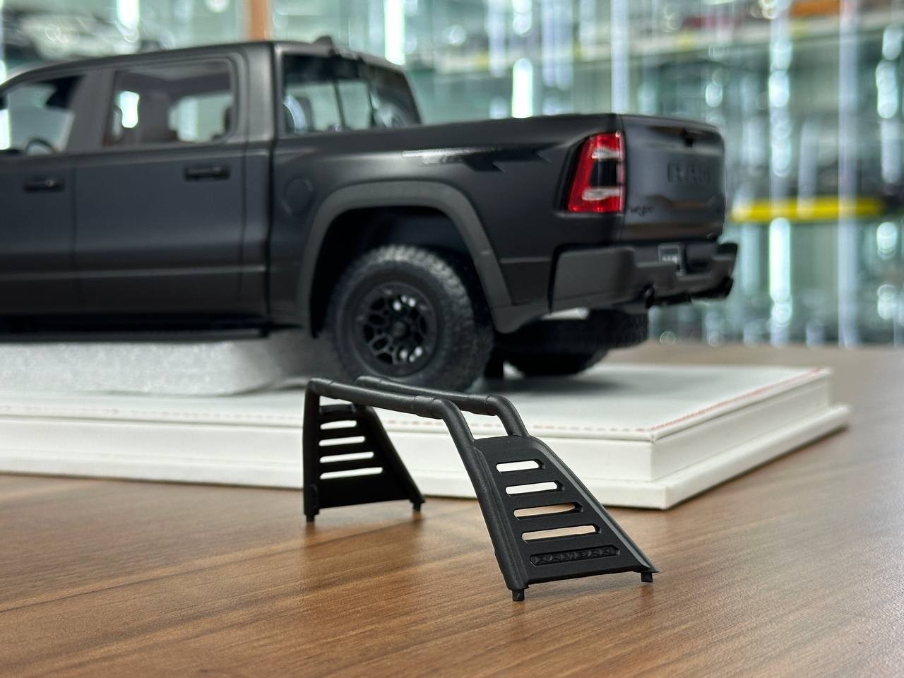 Dodge Ram TRX 1500 by Diamand Matte Black -Ltd 40 pcs Collector Car[1:18 Resin]
