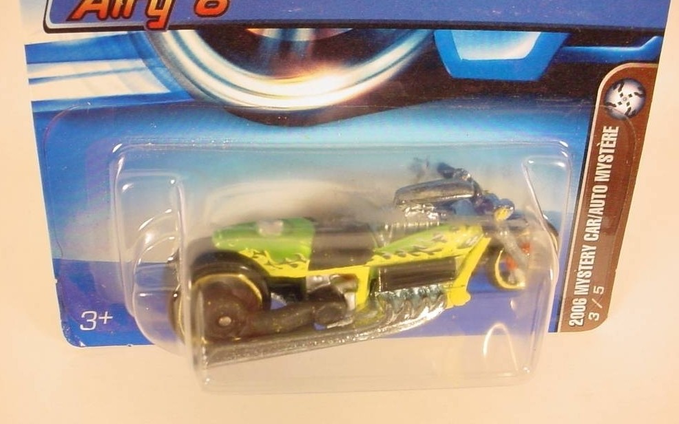 HOT WHEELS 2006 MYSTERY CAR YELLOW AIRY 8 # 221