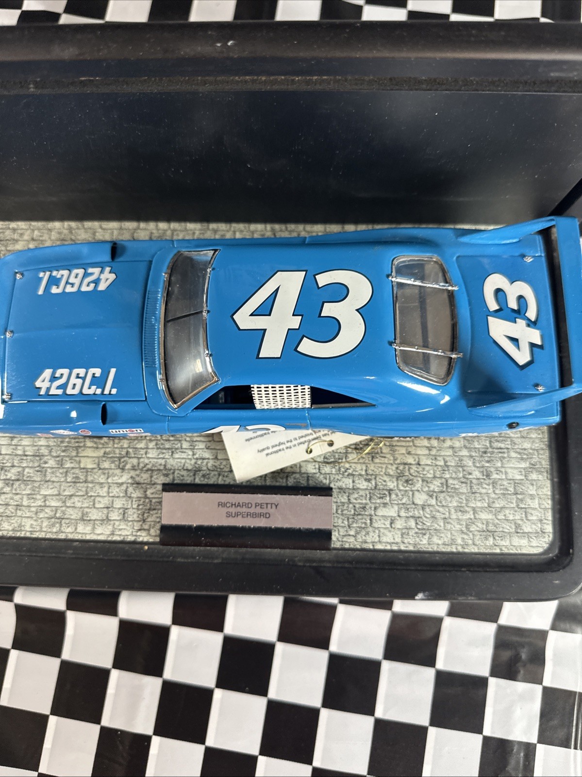 #43 Richard Petty 1970 Plymouth Superbird 1/24
