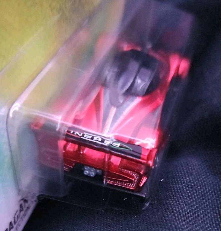Hot Wheels NFTGarage Series 7 Pagani Zonda R Spectraflame Rosso Dubai