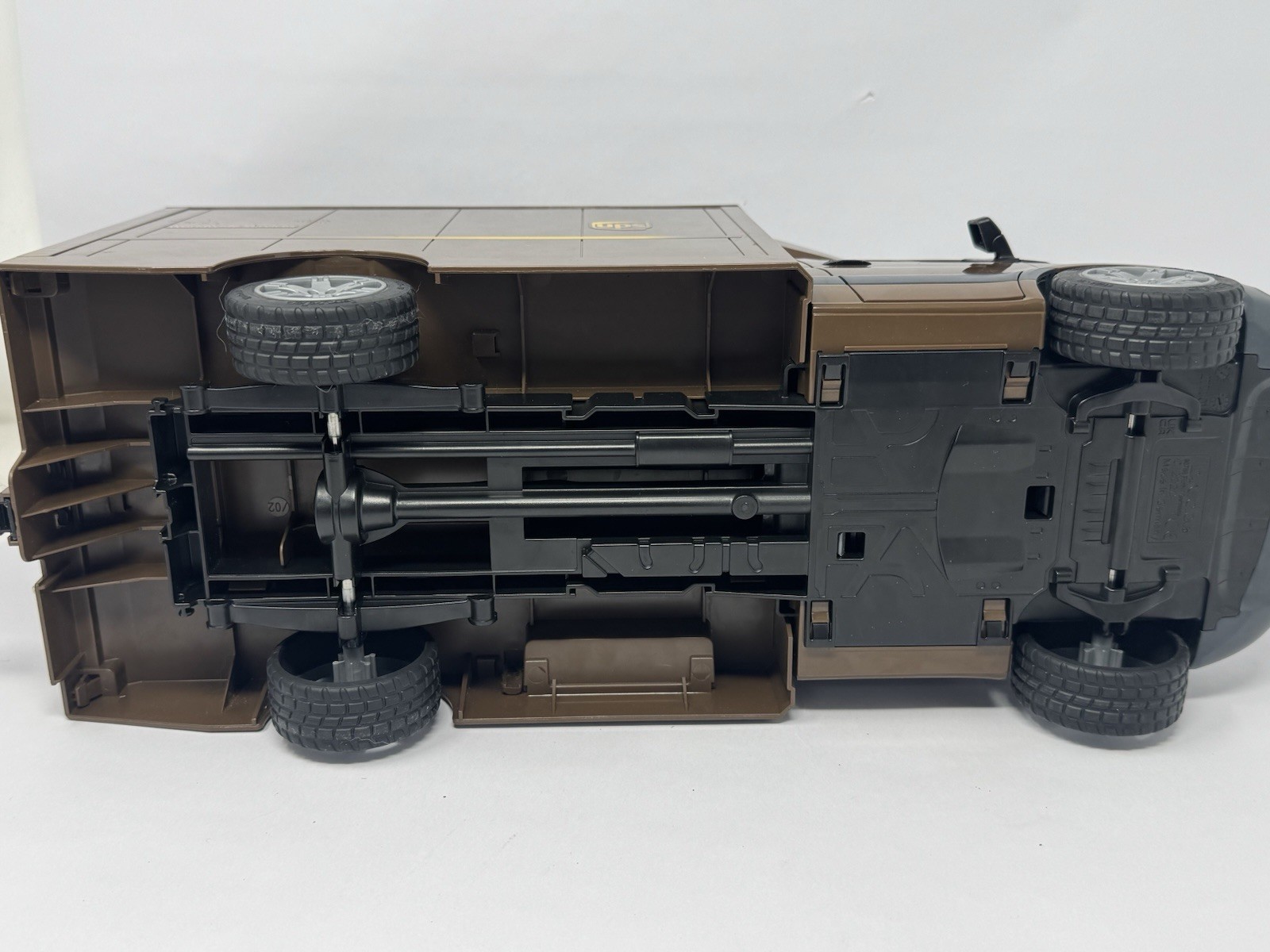 Bruder Brown UPS Mercedes-Benz Sprinte Delivery Truck Van 1/16