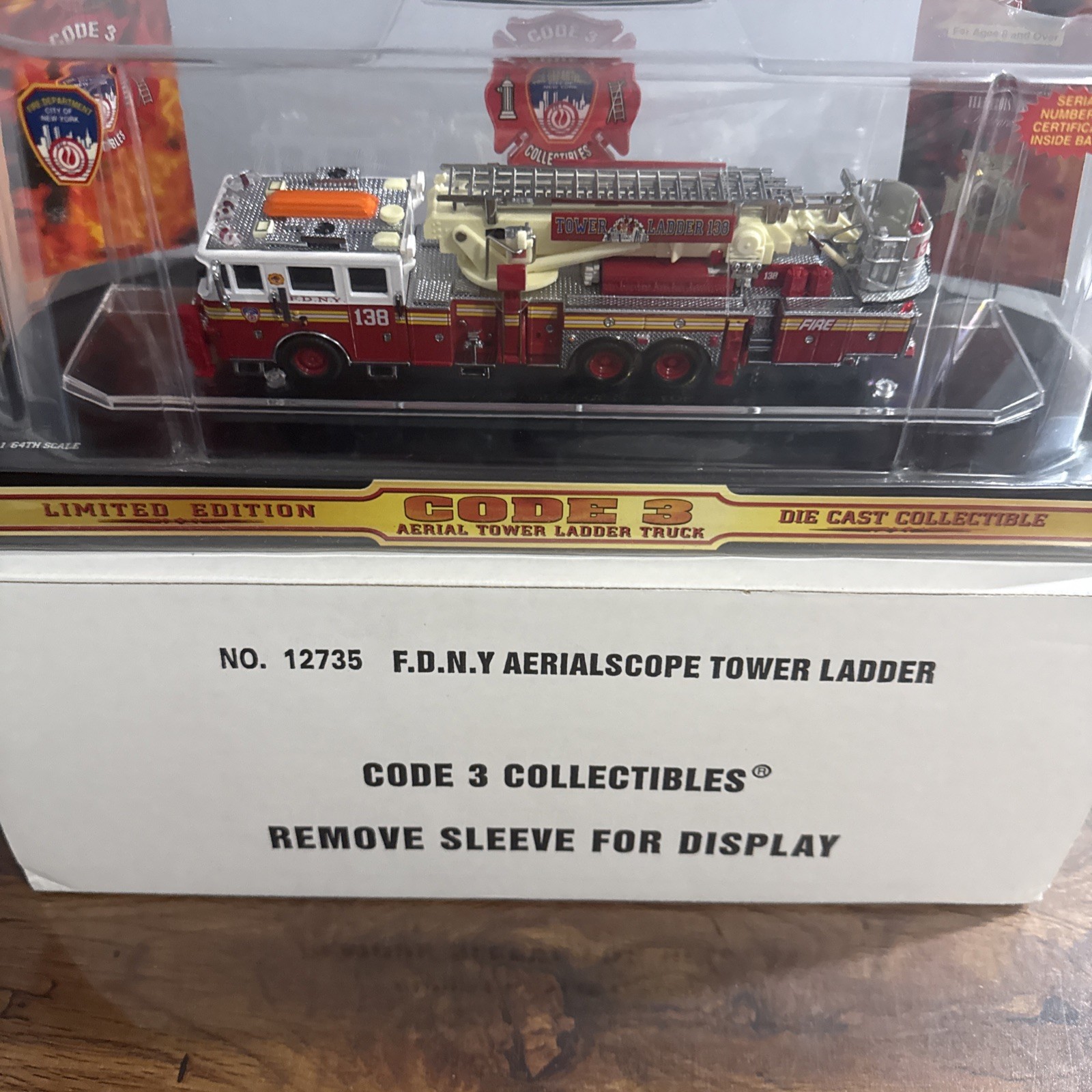 Code 3 Collectibles FDNY Aerialscope Tower Ladder 138 #12735 1/64 Fire Truck New