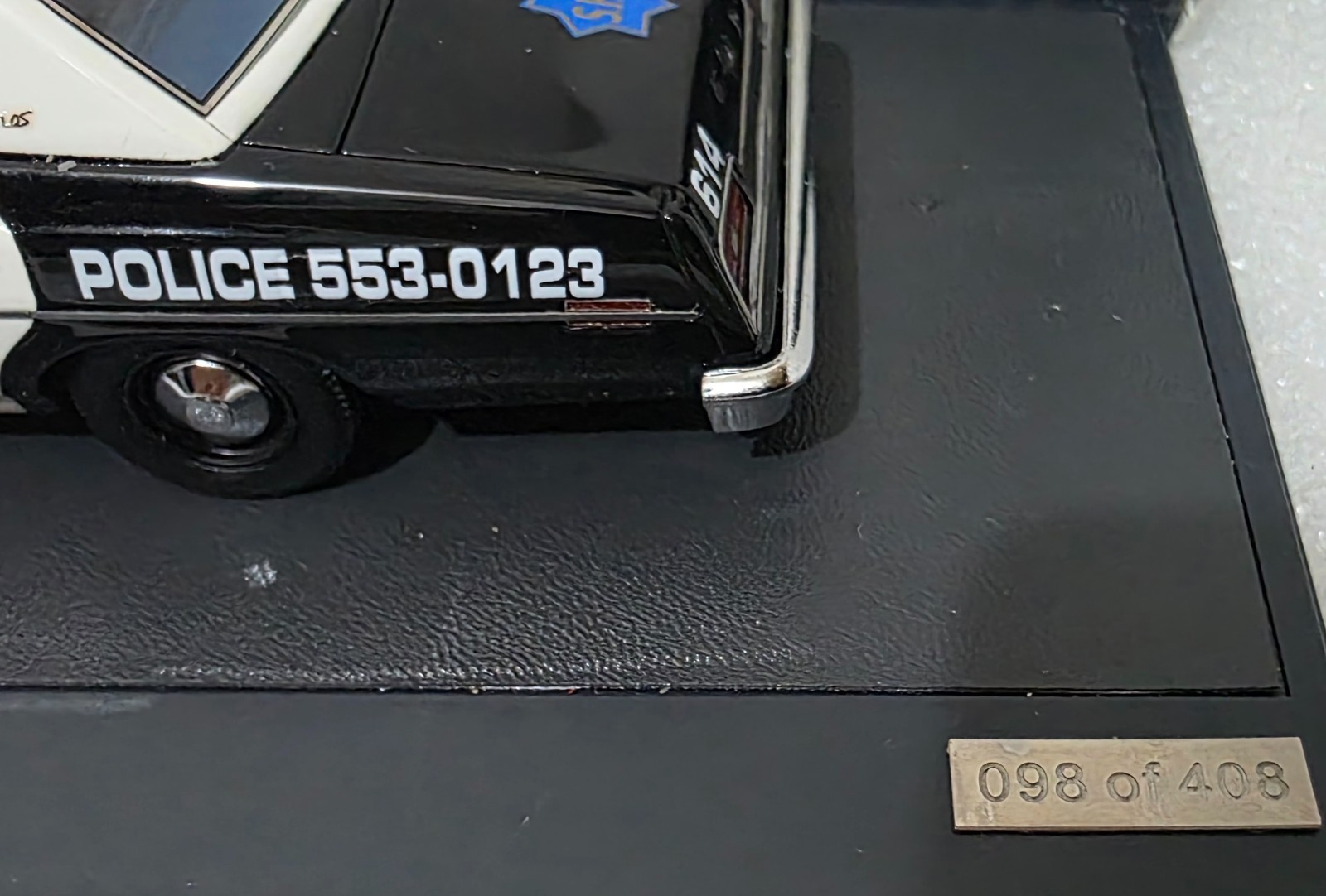 Ford Custom 500 “San Francisco Police Depart.” SFPD 1974 1:43 Matrix MX20603-241
