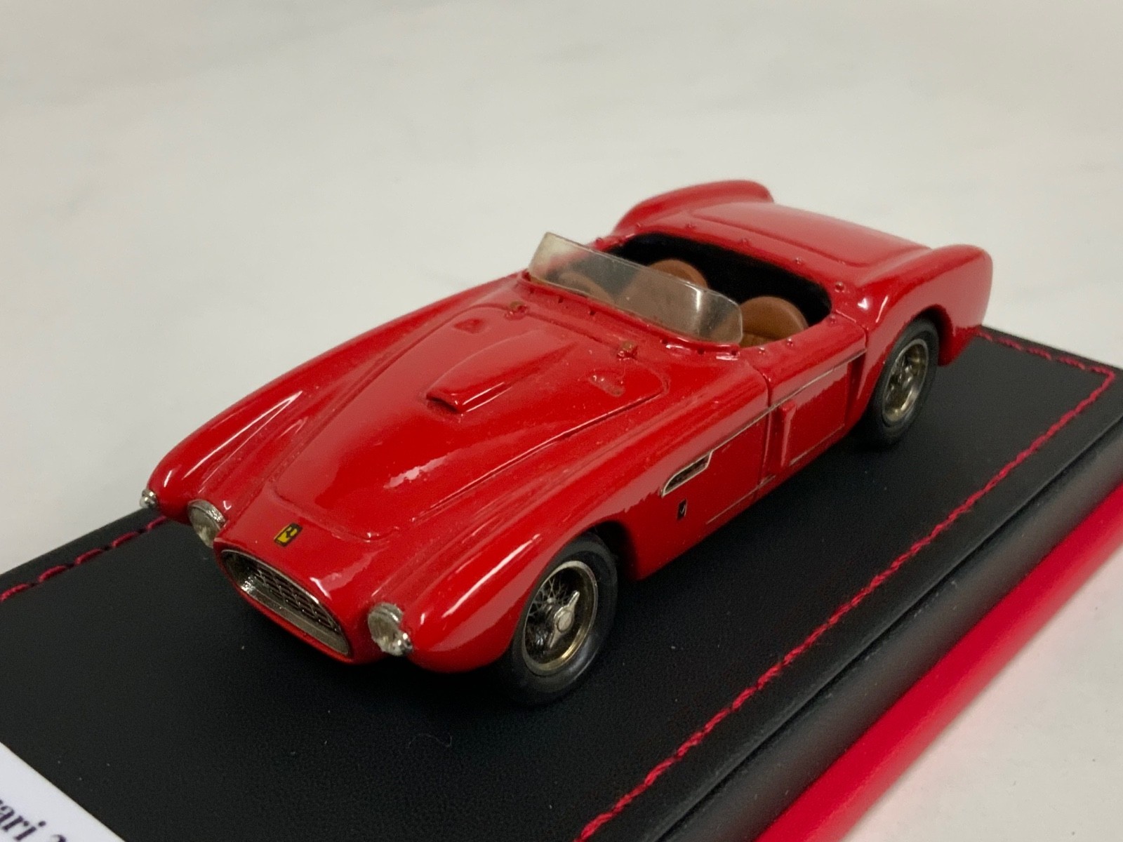 1/43 Tin Wizard Ferrari 340 Mexico from 1953 Rosso Corsa Red leather base MUR8