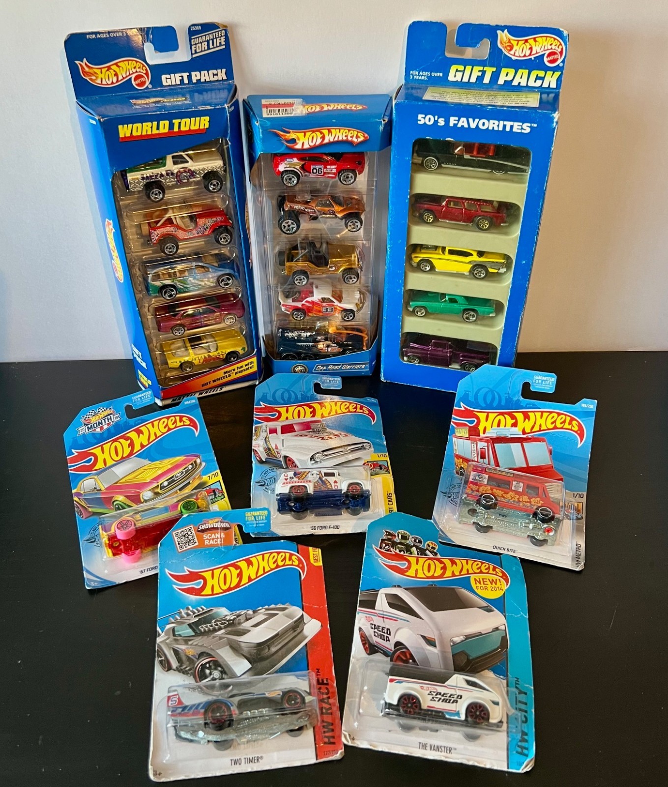NIP Lot 3 Hot Wheels GIFT PACKS Sealed PLUS Five CARD STOCK Cars ~ New Condition