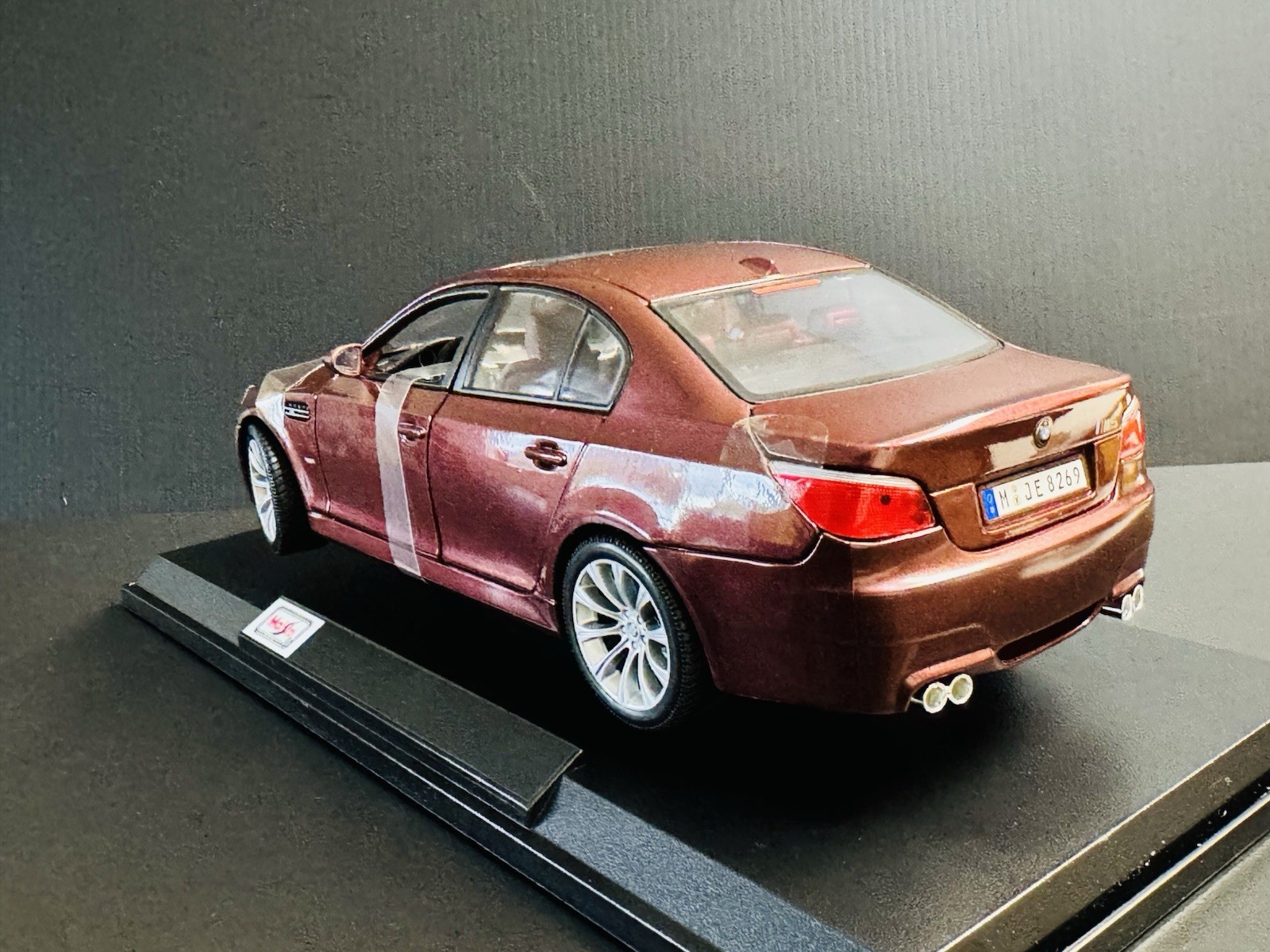 2010 BMW M5 Indianapolis Red Metallic 1/18 Maisto HTF !