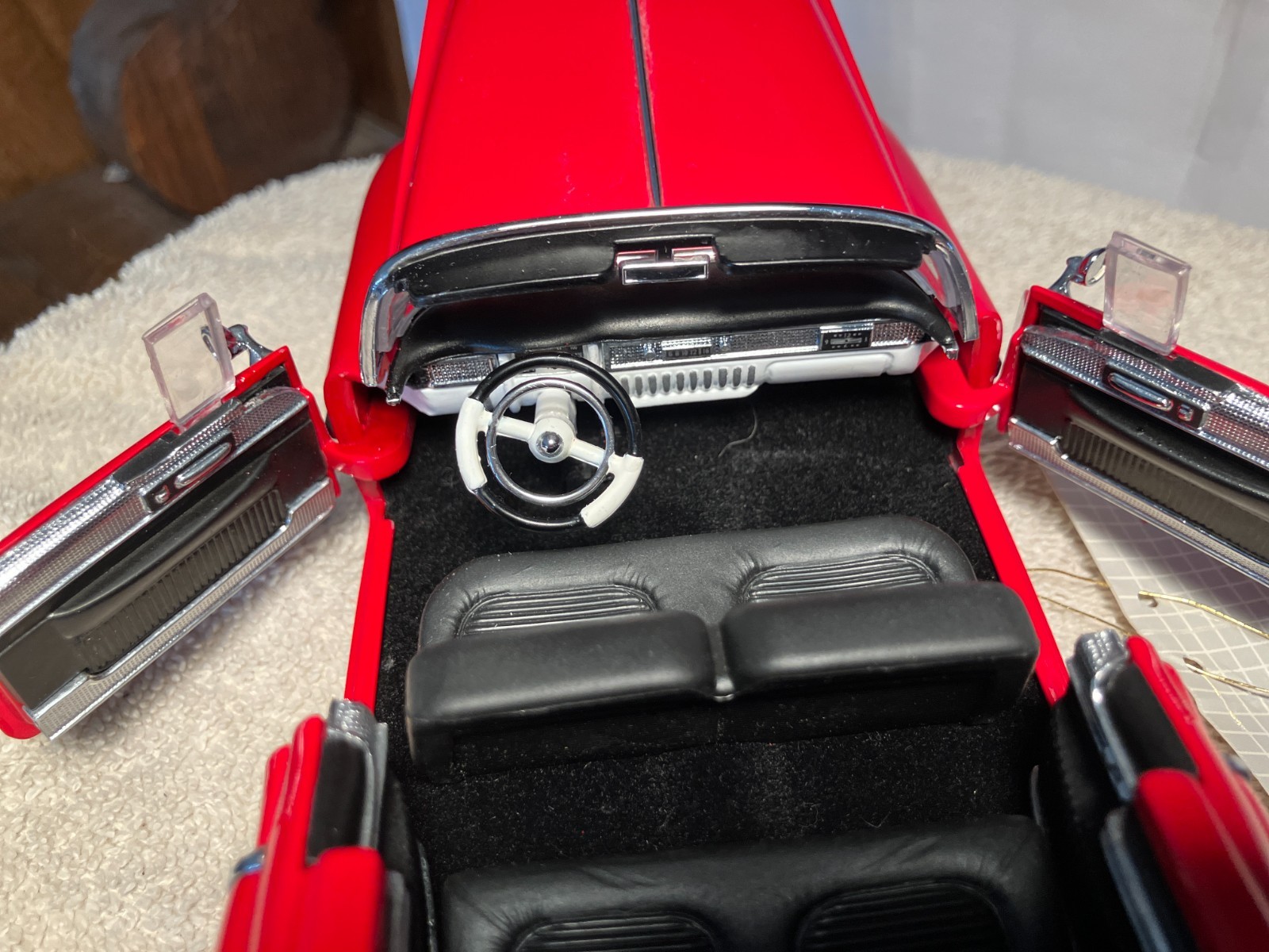 Franklin Mint 1/24 1953 Cadillac Eldorado Convertible Limited Edition – Red
